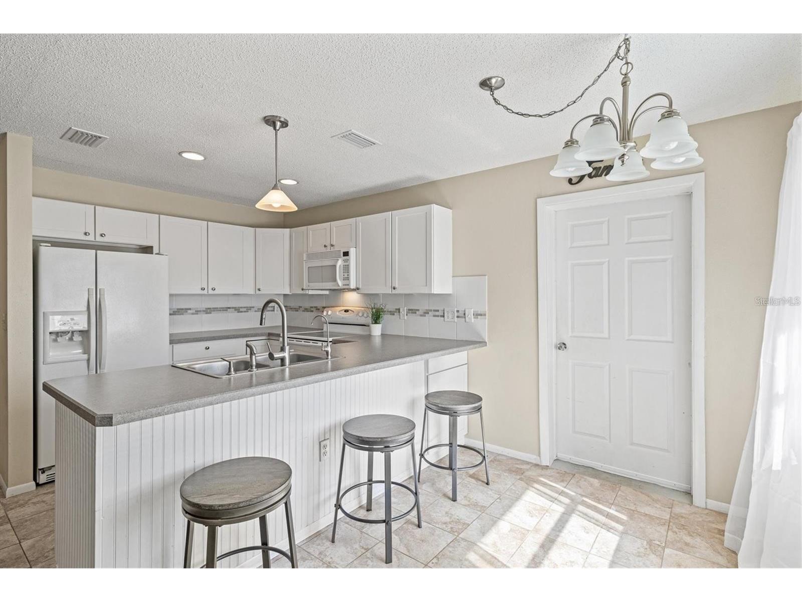 2214 Michele Drive Sarasota FL 34231 A4686063 image28