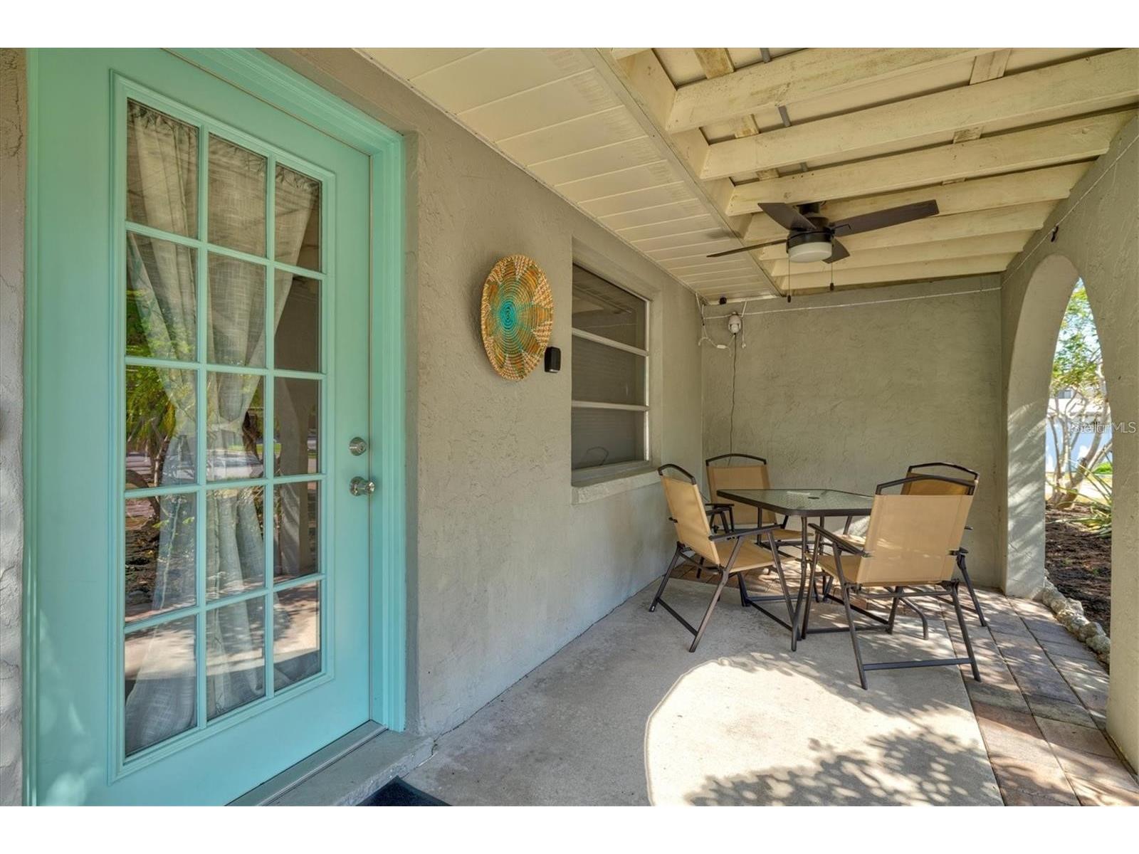 2214 Michele Drive Sarasota FL 34231 A4686063 image5