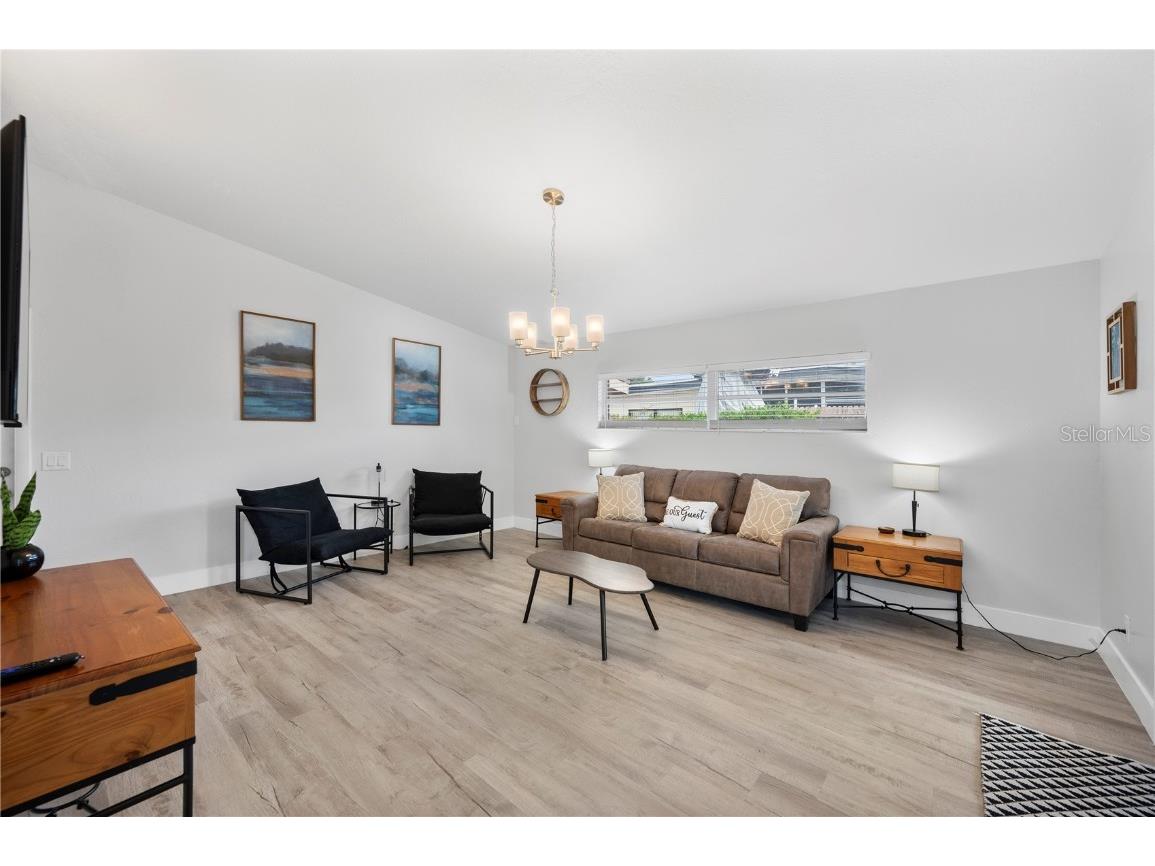 2214 Nottingham Road Lakeland FL 33803 TB8443860 image3