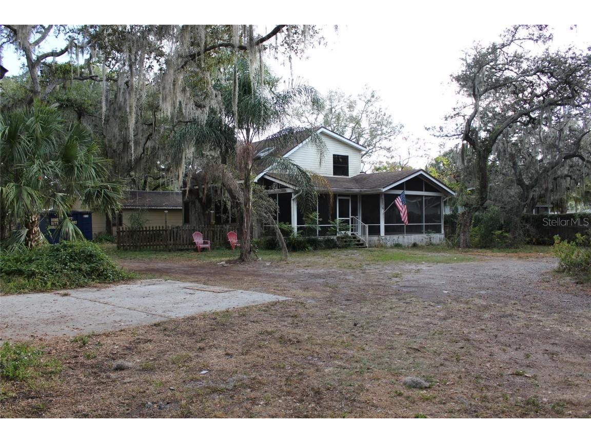 2214 S Village Avenue Tampa FL 33612 U8220677 image1