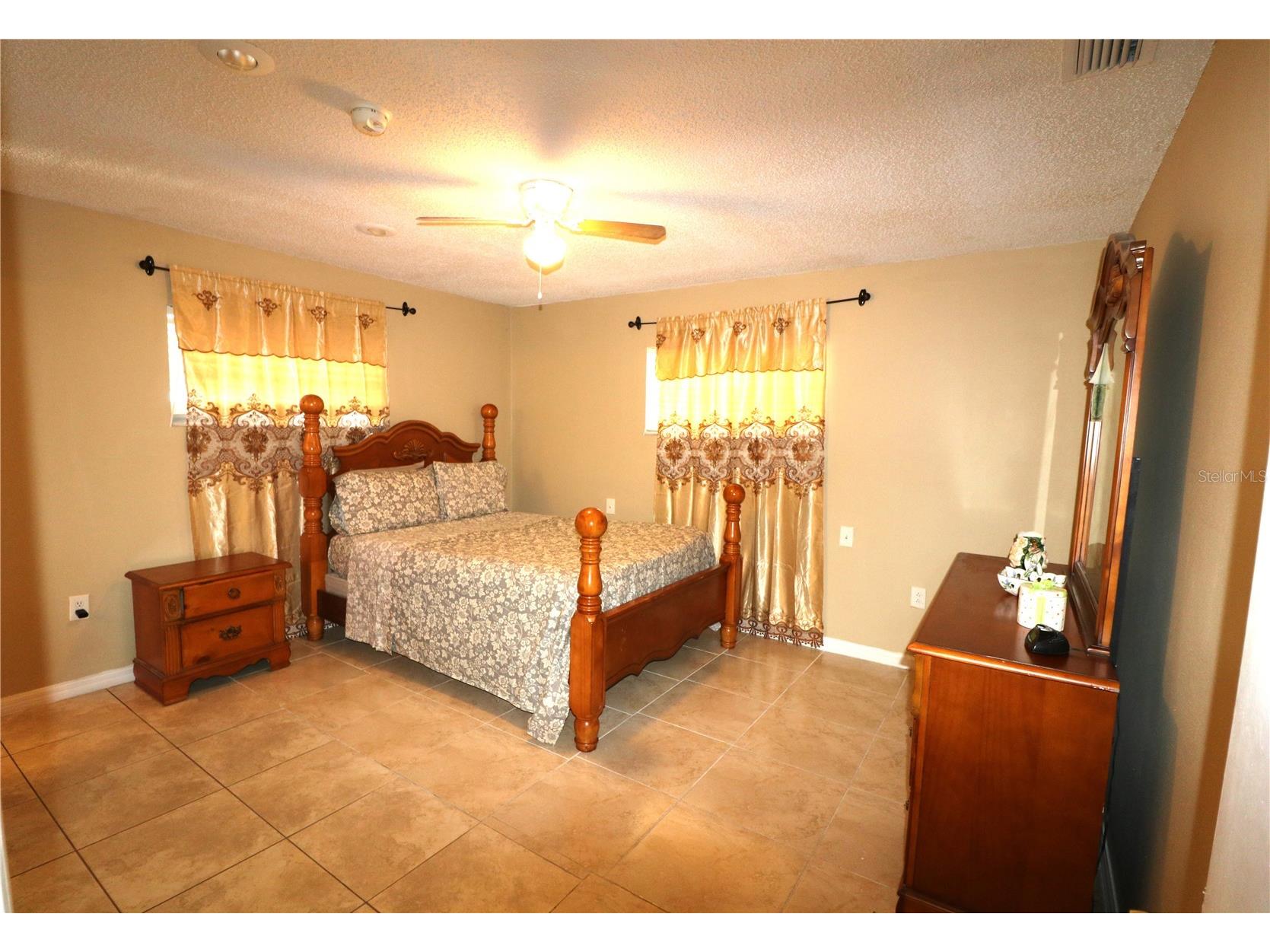 2214 Winnetka Court Orlando FL 32818 O6266521 image5