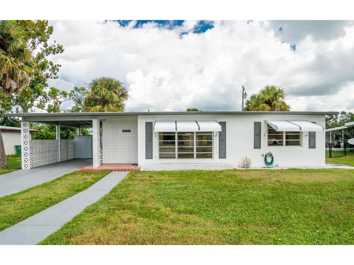 22142 Midway Blvd Port Charlotte FL 33952 C7480955 image1