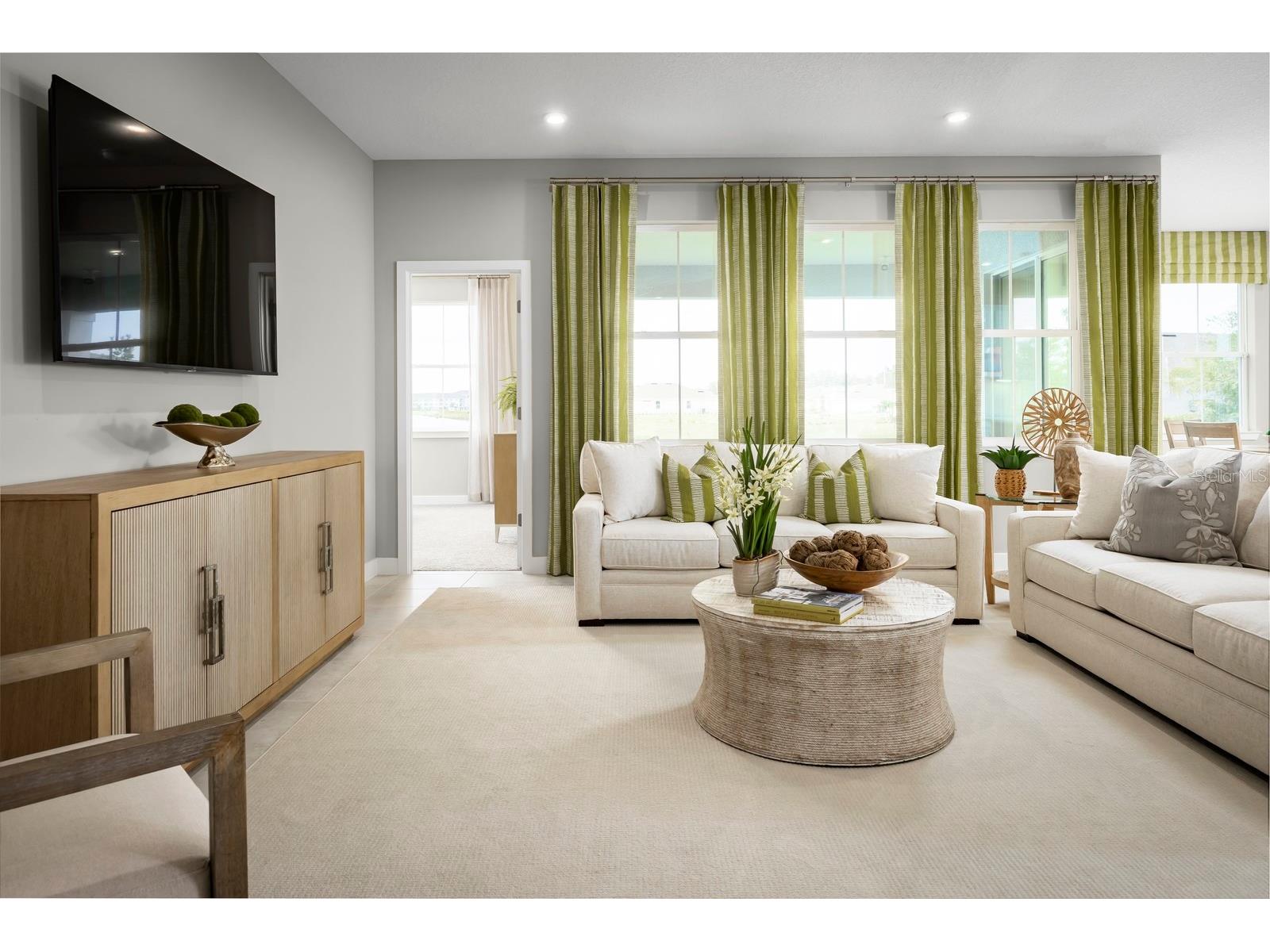 22146 Pine Grove Loop Leesburg FL 34748 W7886118 image2