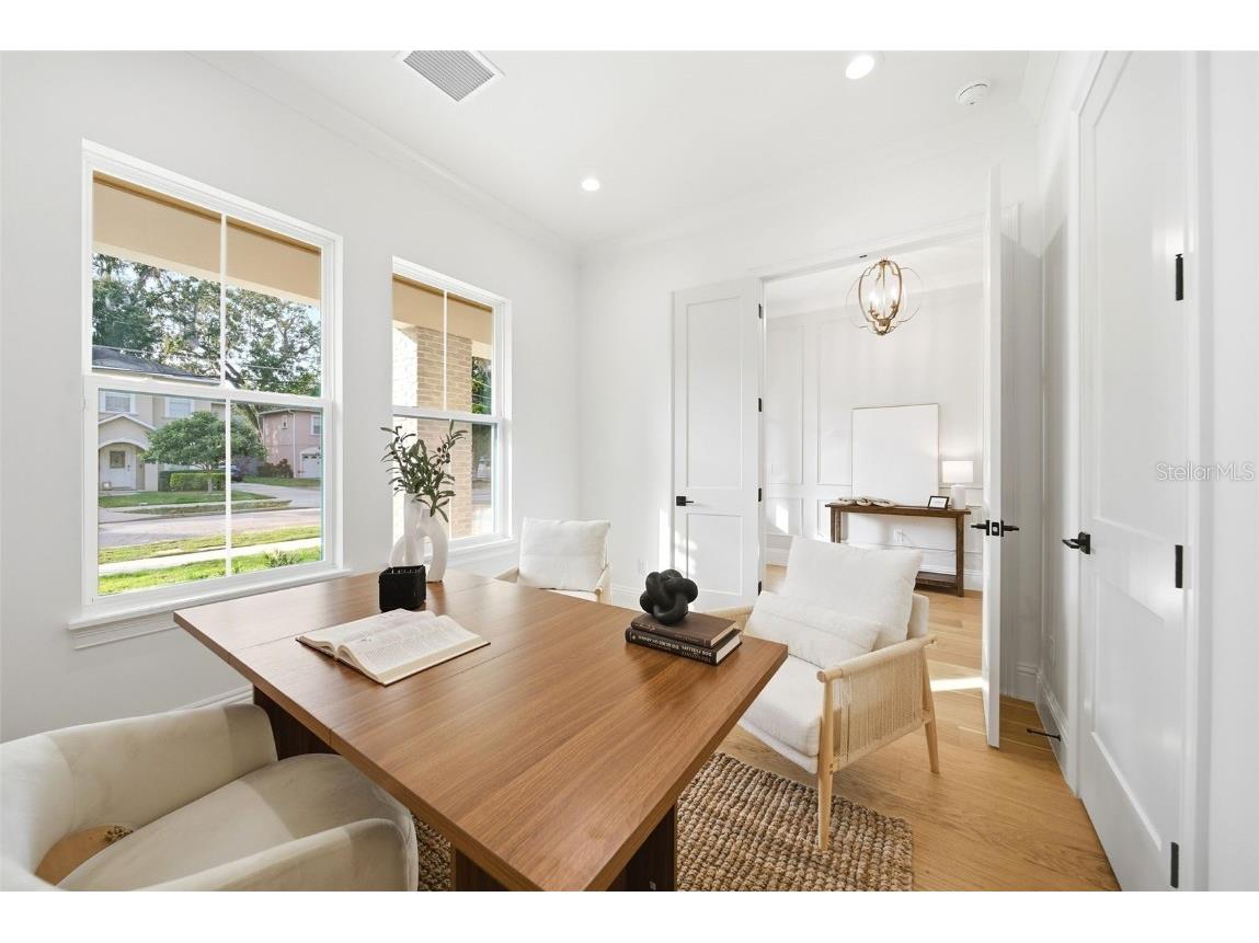 2215 Amherst Avenue Orlando FL 32804 O6318058 image3