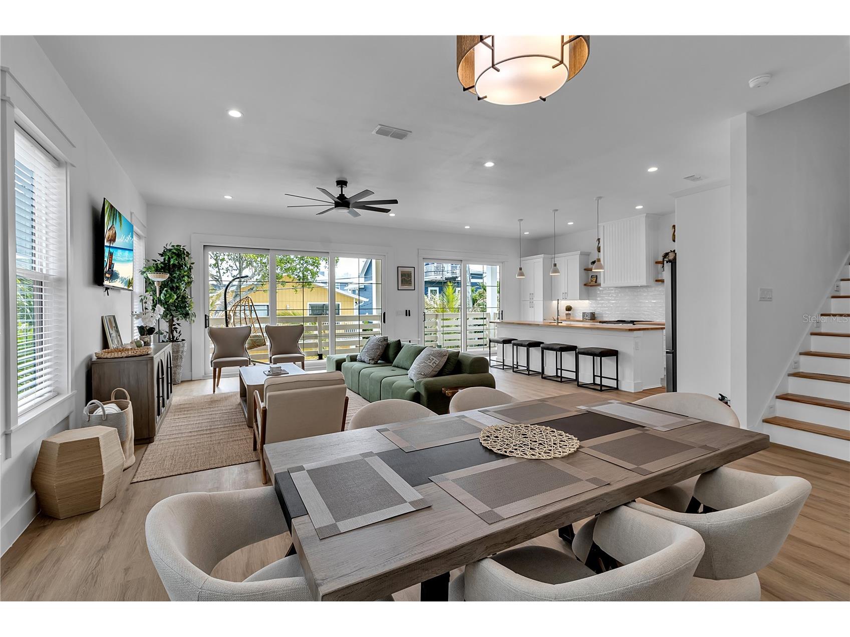 2215 Avenue C Bradenton Beach FL 34217 A4684407 image11