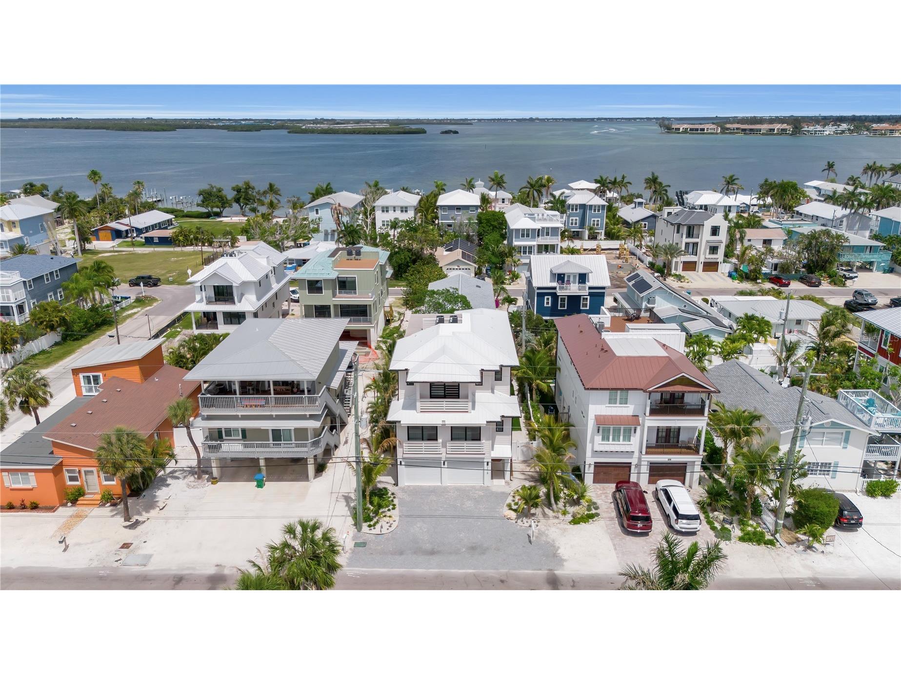 2215 Avenue C Bradenton Beach FL 34217 A4684407 image3
