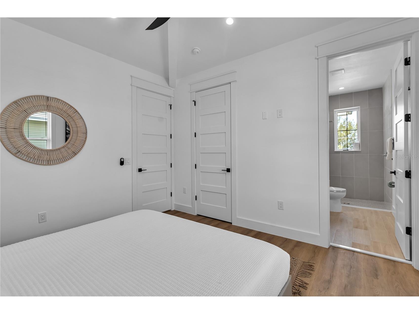 2215 Avenue C Bradenton Beach FL 34217 A4684407 image46