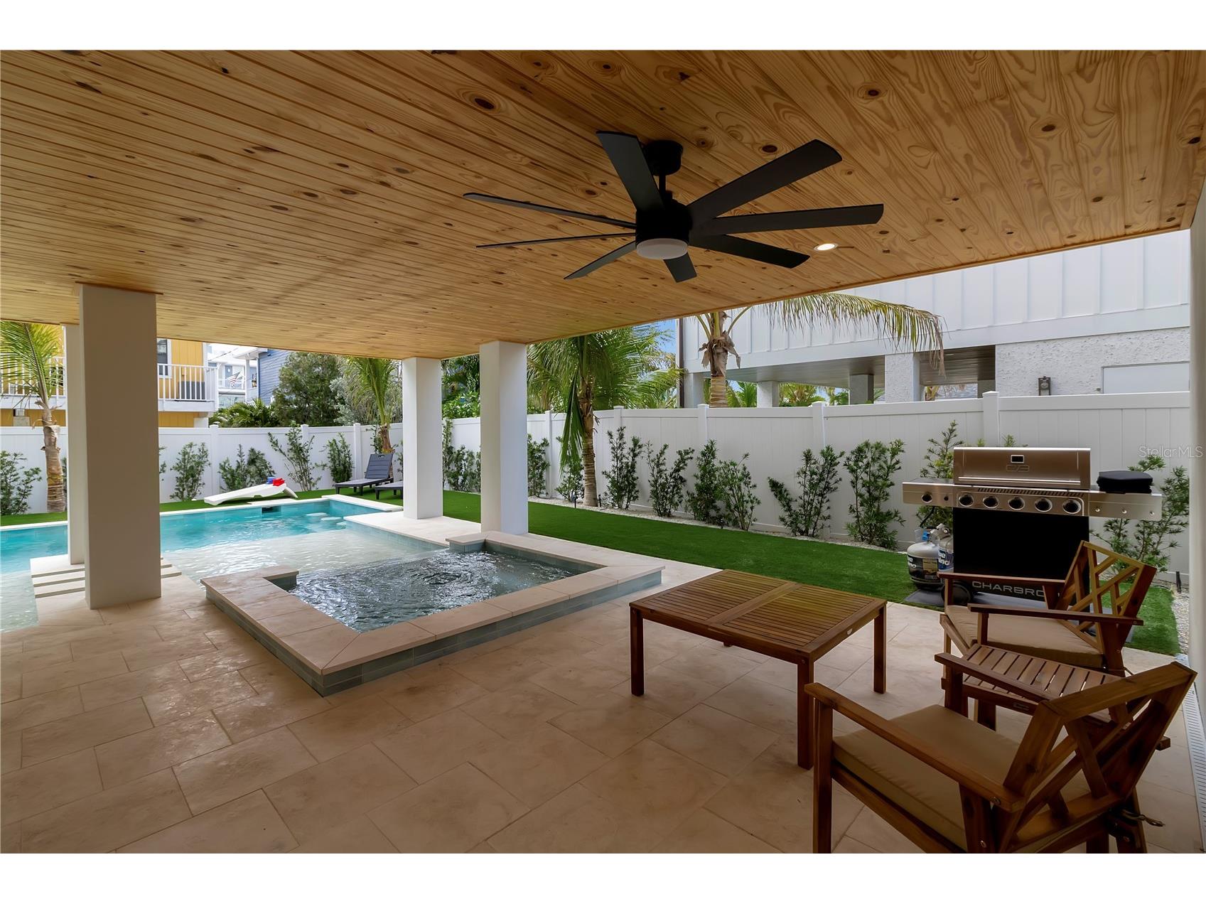 2215 Avenue C Bradenton Beach FL 34217 A4684407 image57