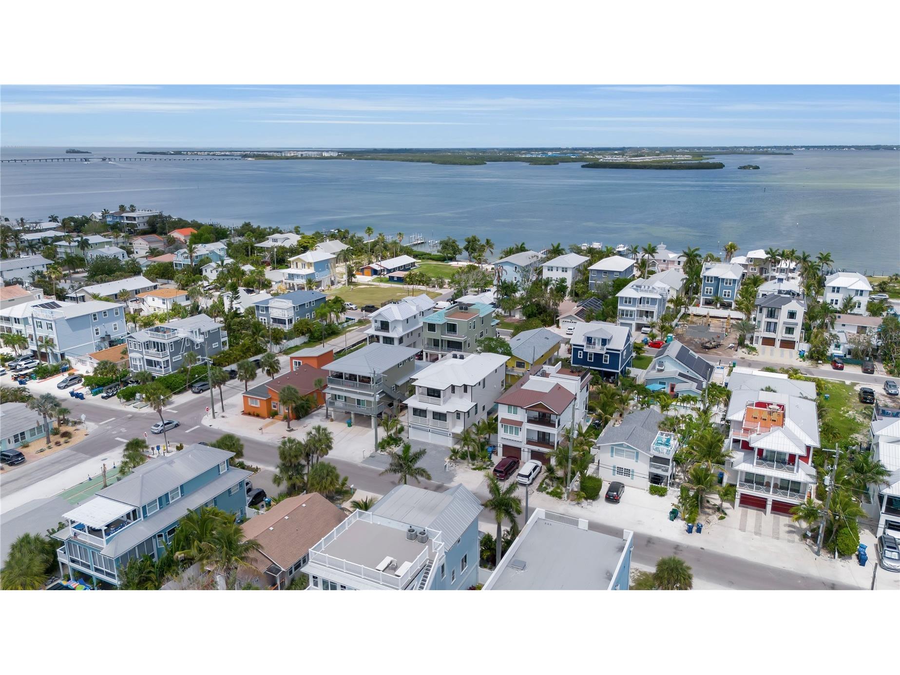 2215 Avenue C Bradenton Beach FL 34217 A4684407 image70