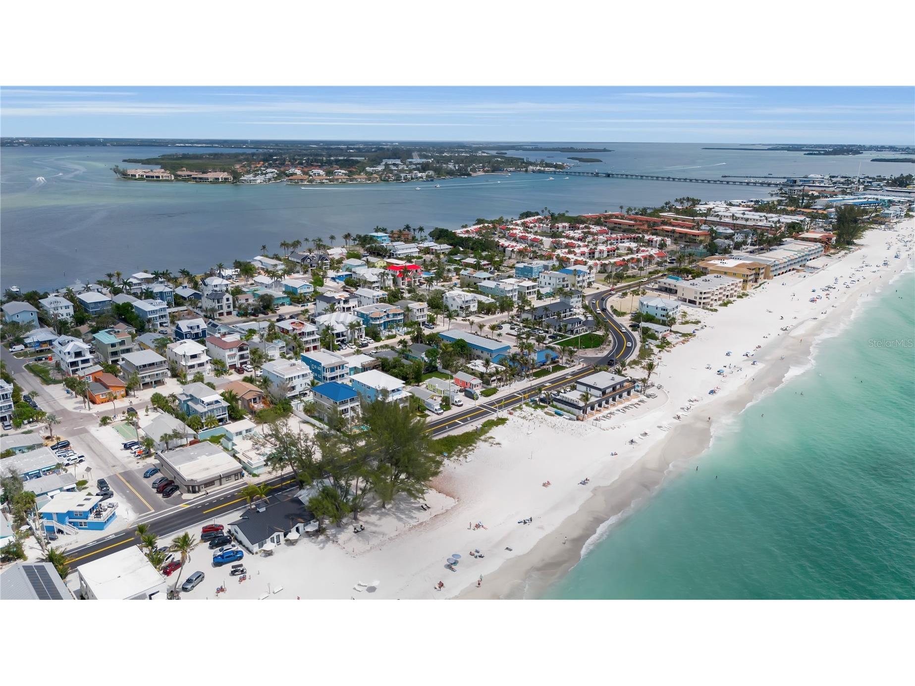 2215 Avenue C Bradenton Beach FL 34217 A4684407 image71