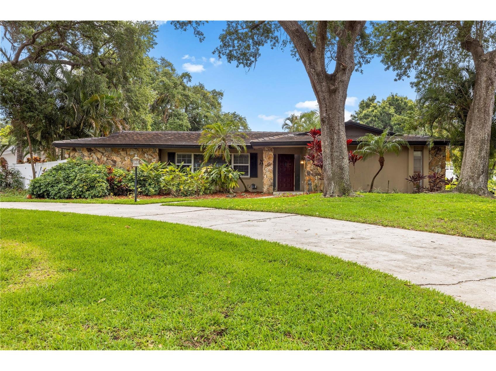 2215 Buena Vista Drive Clearwater FL 33764 TB8504911 image1
