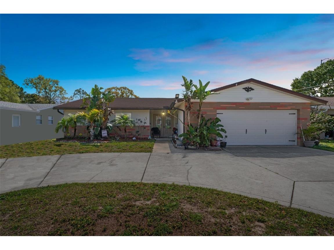 2215 Curtis Drive N Clearwater FL 33764 U8233621 image1