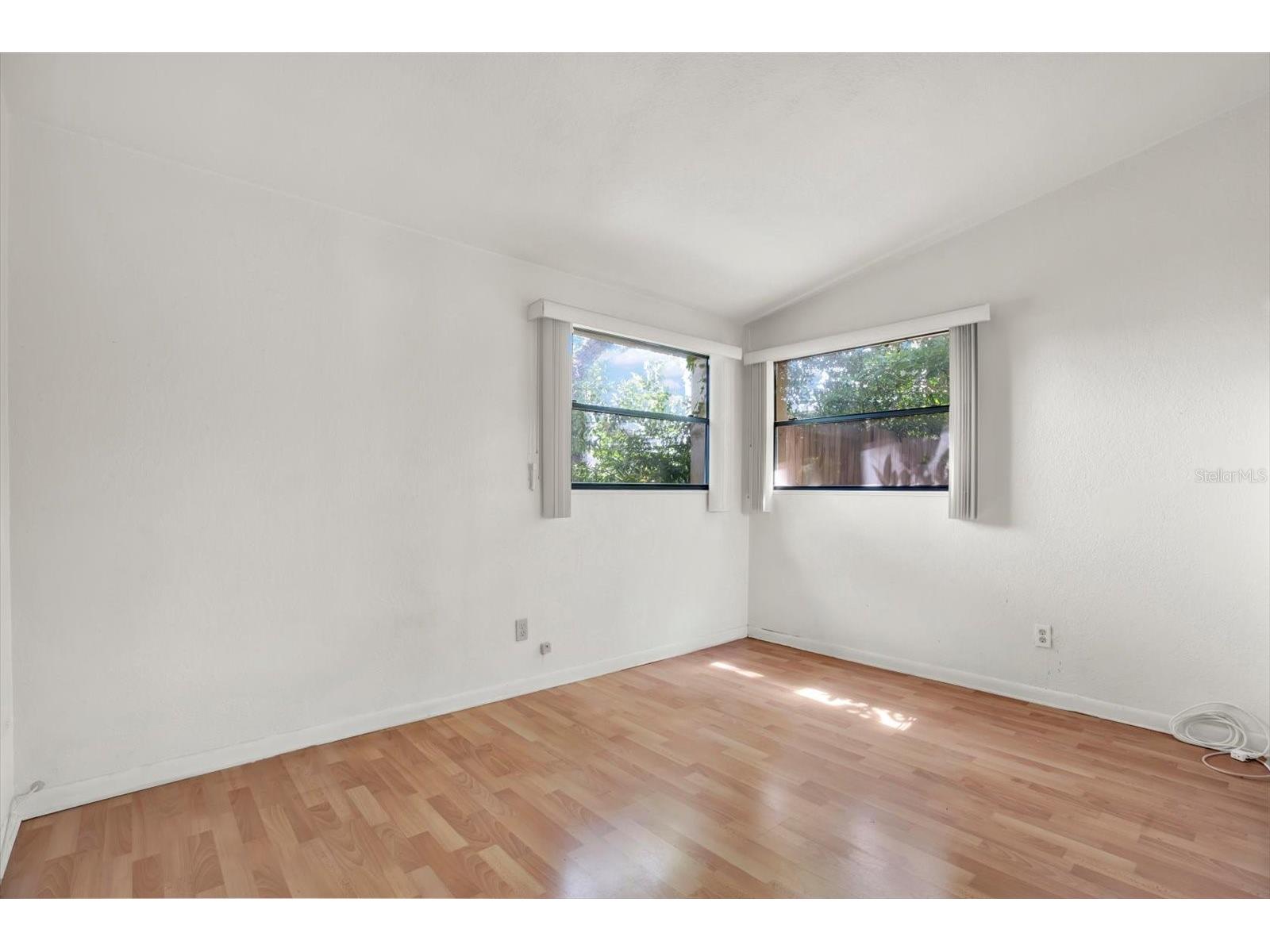 2215 Curtis Drive S Clearwater FL 33764 TB8512542 image13