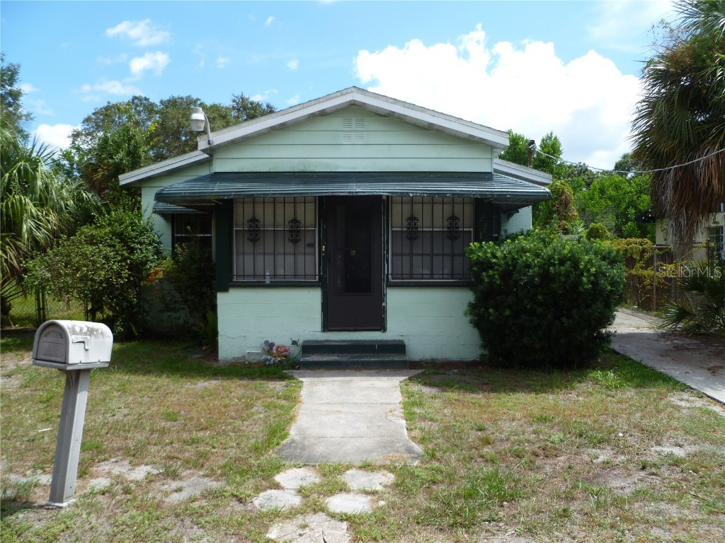 2215 E Ida Street Tampa FL 33610 T3467822 image1