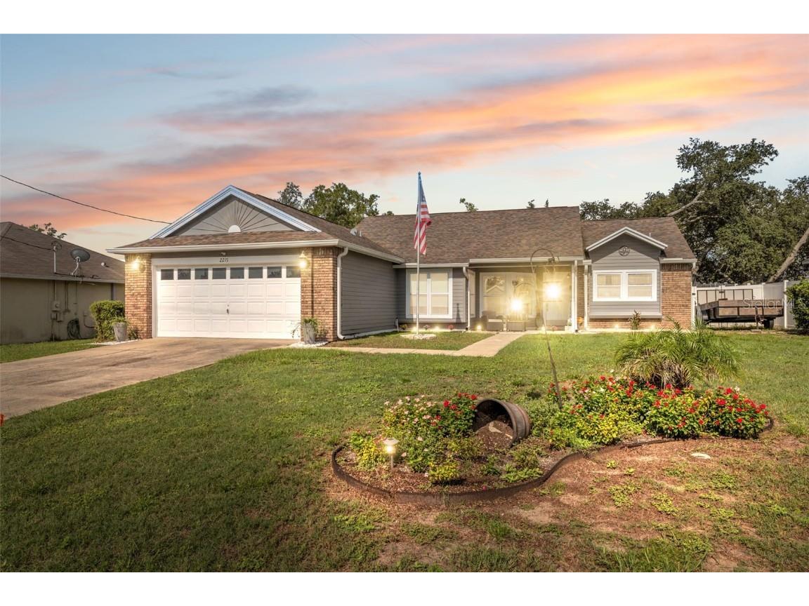 2215 Fairview Road Spring Hill FL 34609 W7878748 image1