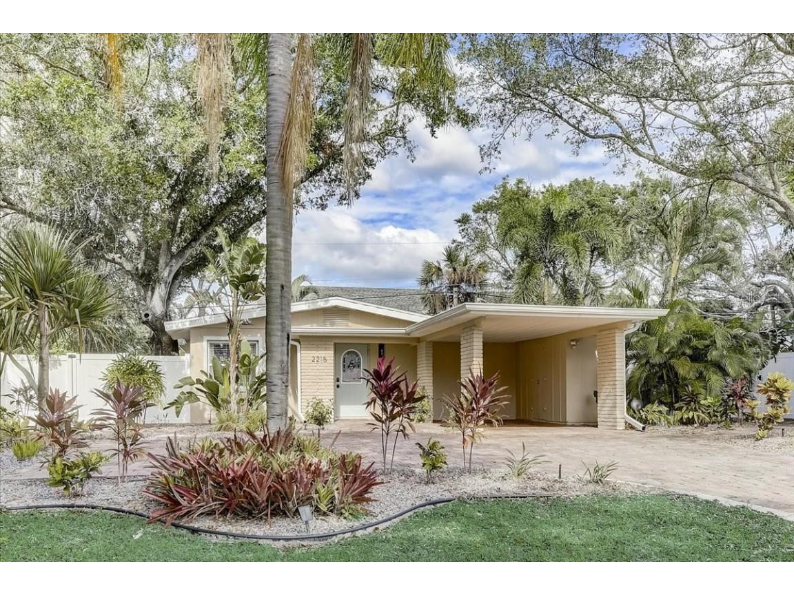 2215 Floyd Street Sarasota FL 34239 A4551287 image1