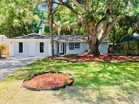 2215 Glen Drive Safety Harbor FL 34695 T3429804 image1