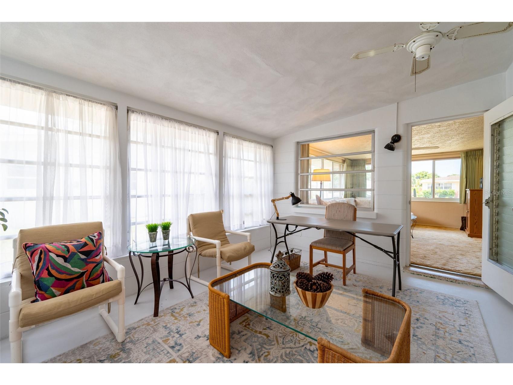 2215 Grove Street Sarasota FL 34239 A4695061 image12