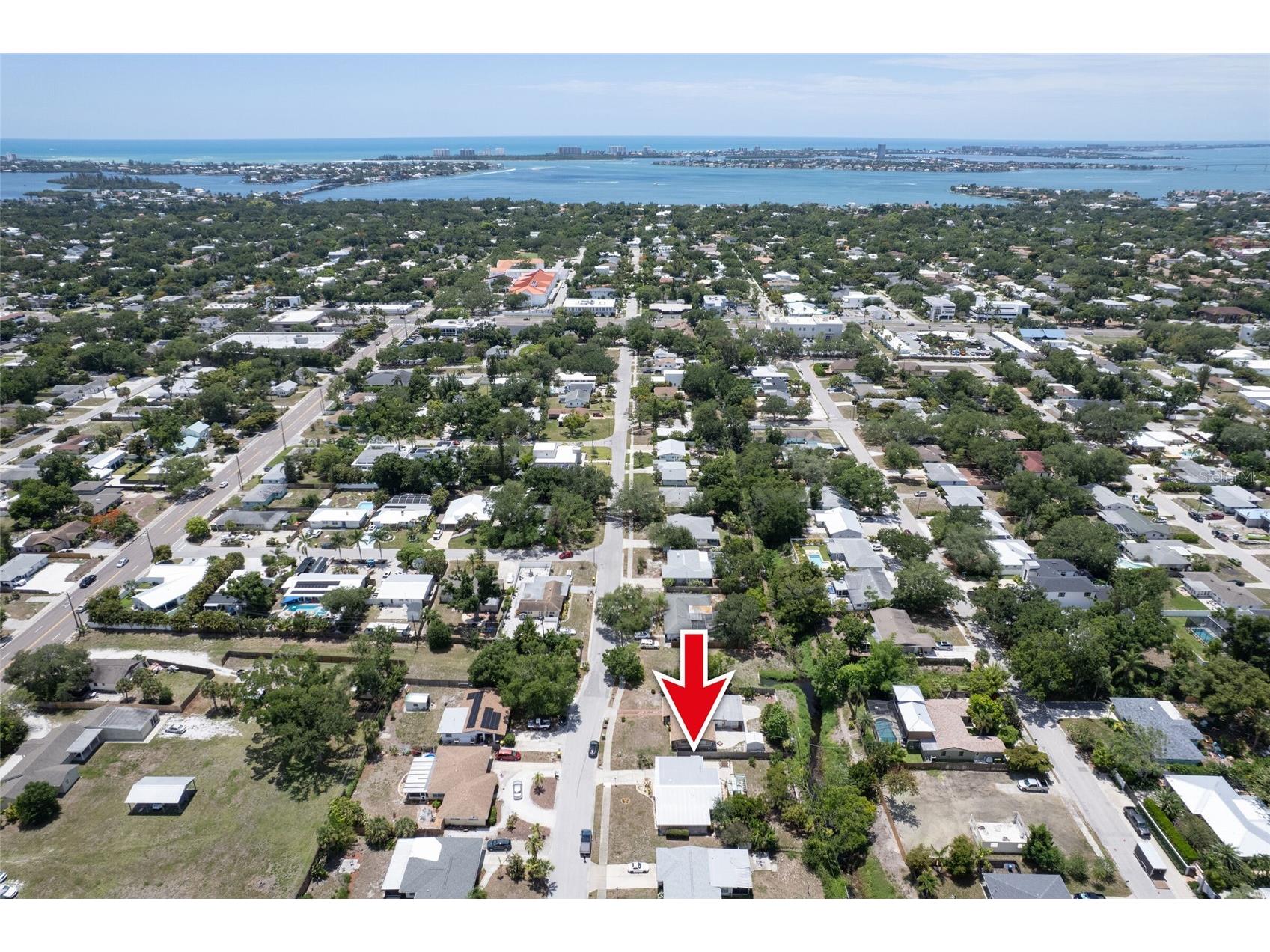 2215 Grove Street Sarasota FL 34239 A4695061 image2