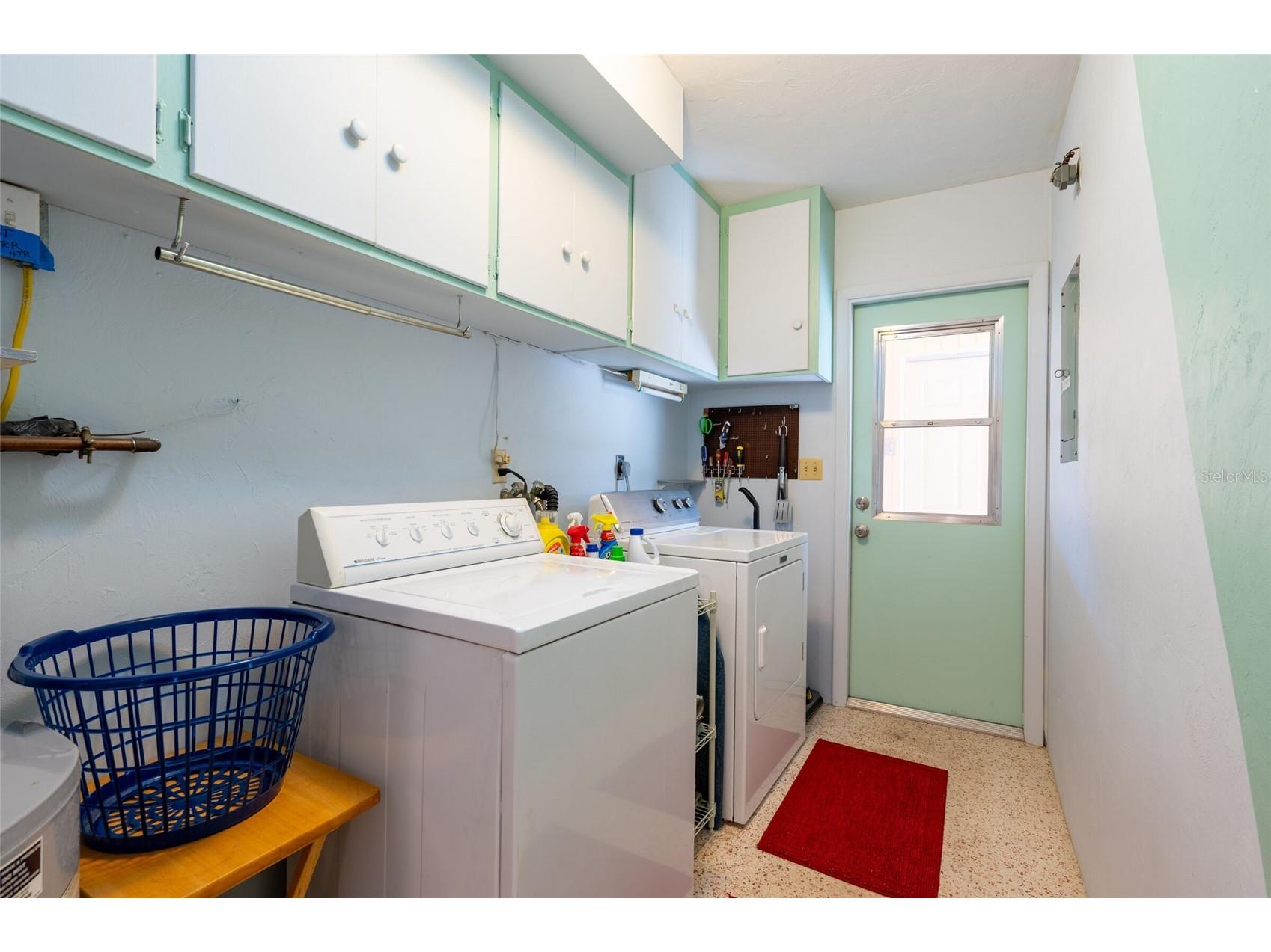 2215 Grove Street Sarasota FL 34239 A4695061 image20