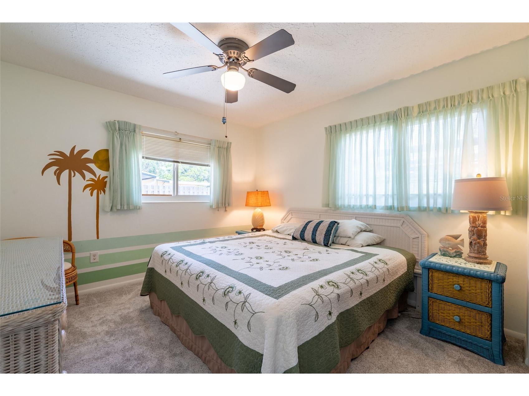 2215 Grove Street Sarasota FL 34239 A4695061 image21