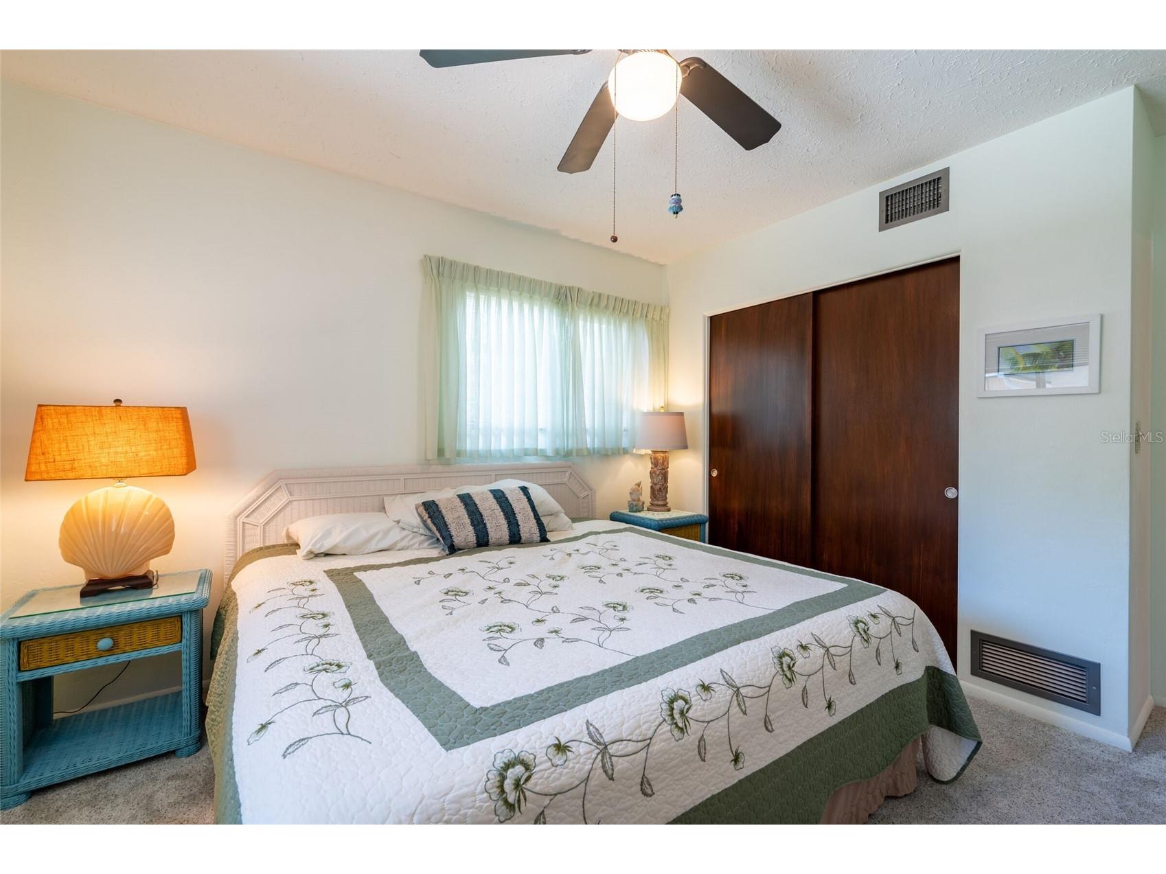 2215 Grove Street Sarasota FL 34239 A4695061 image22