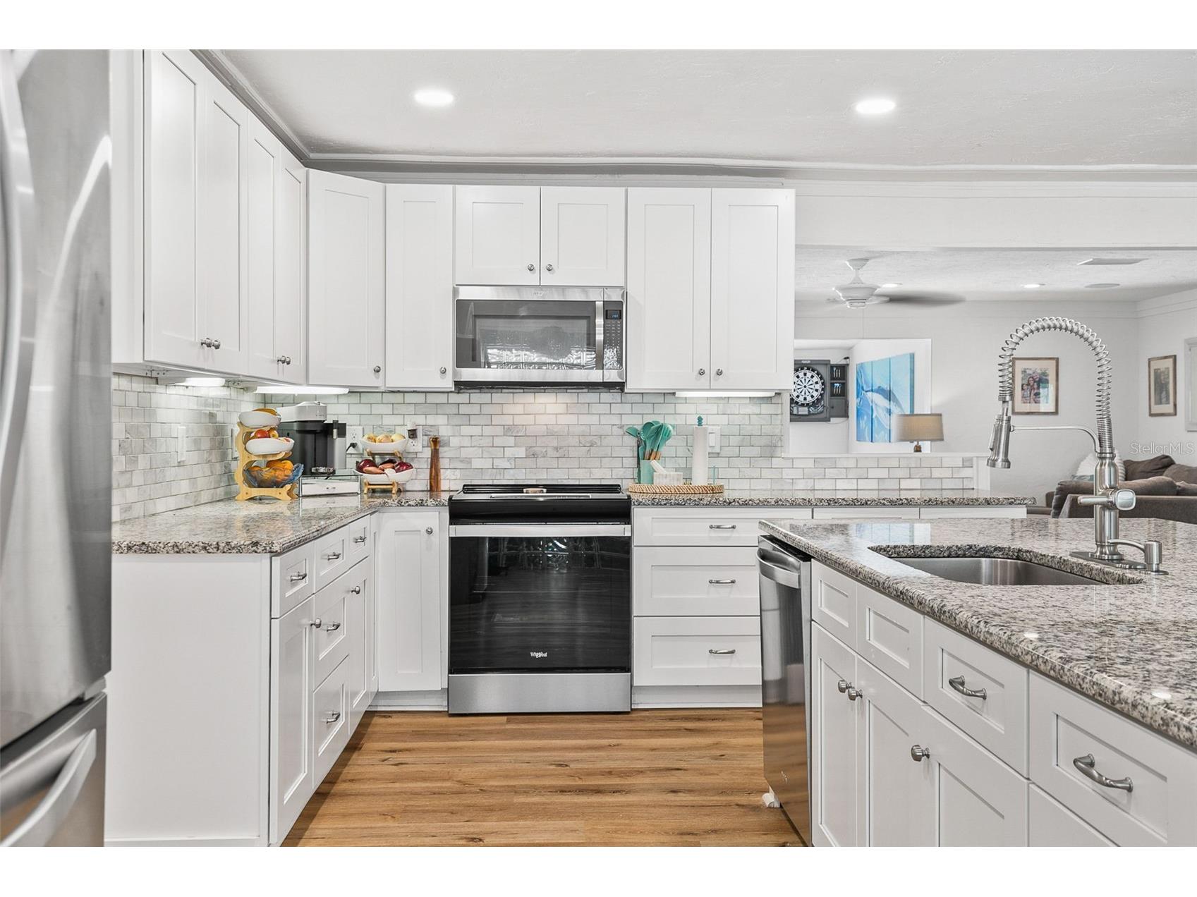 2215 Hibiscus Street Sarasota FL 34239 A4692327 image13