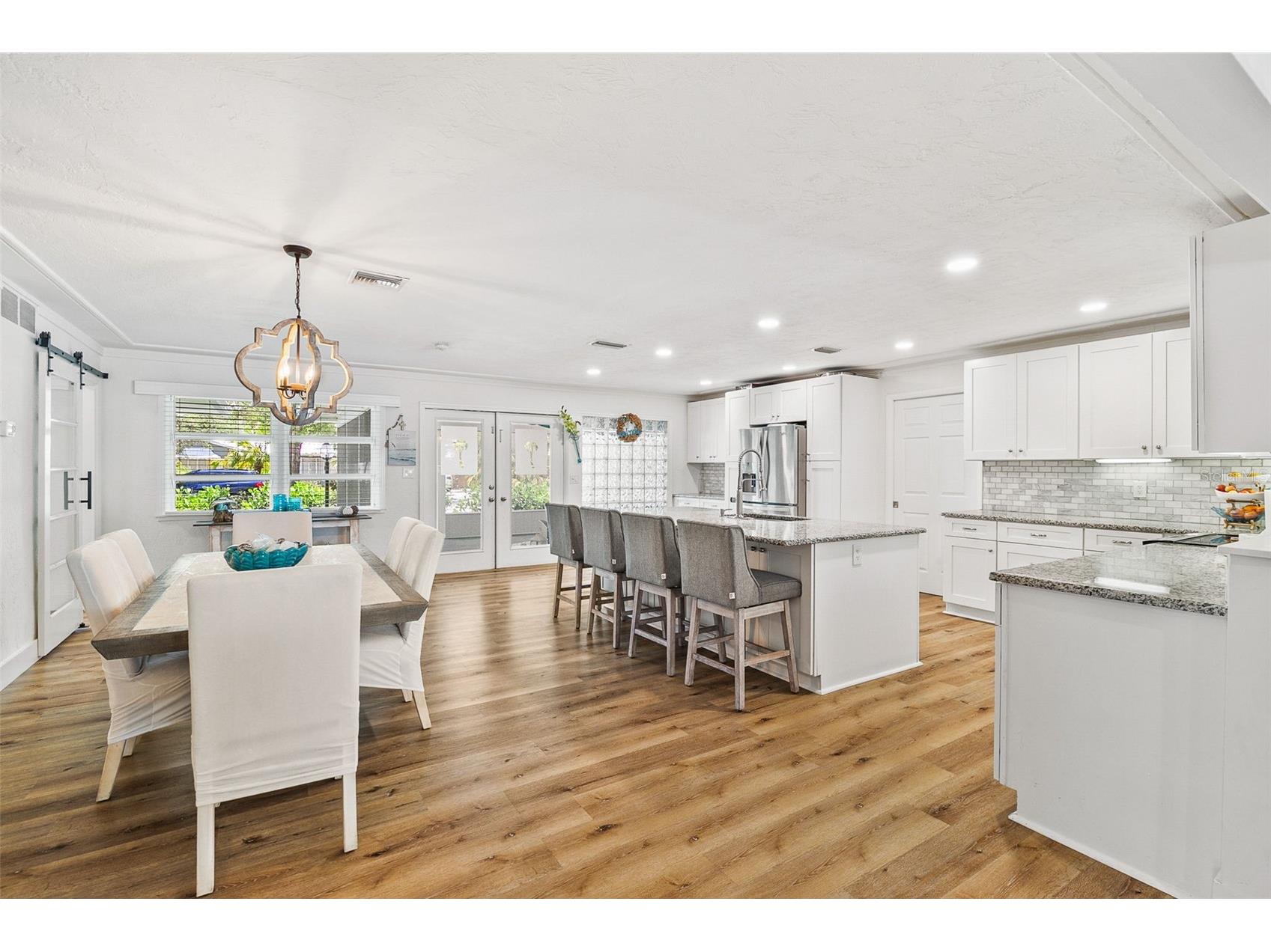 2215 Hibiscus Street Sarasota FL 34239 A4692327 image18