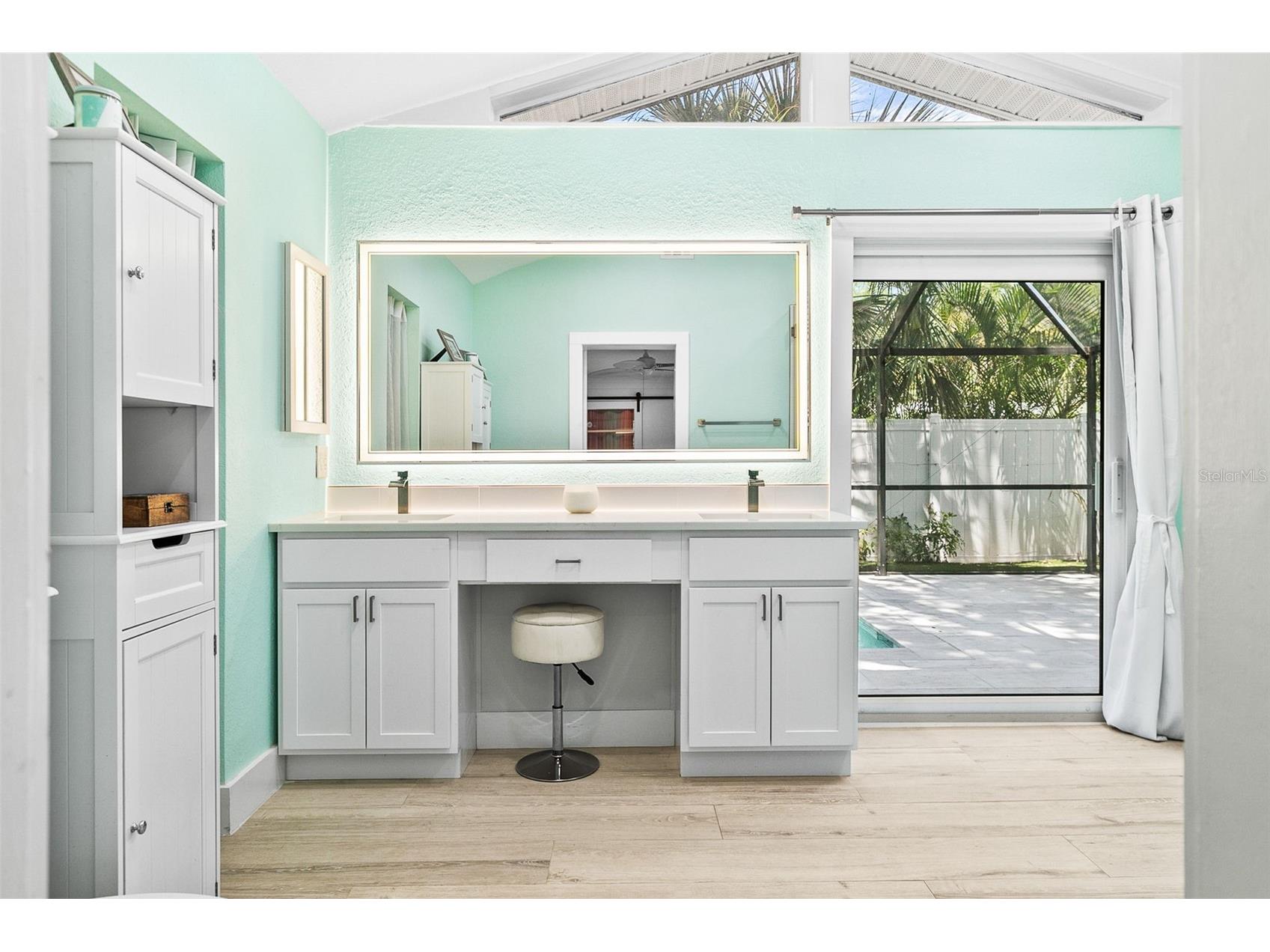 2215 Hibiscus Street Sarasota FL 34239 A4692327 image32