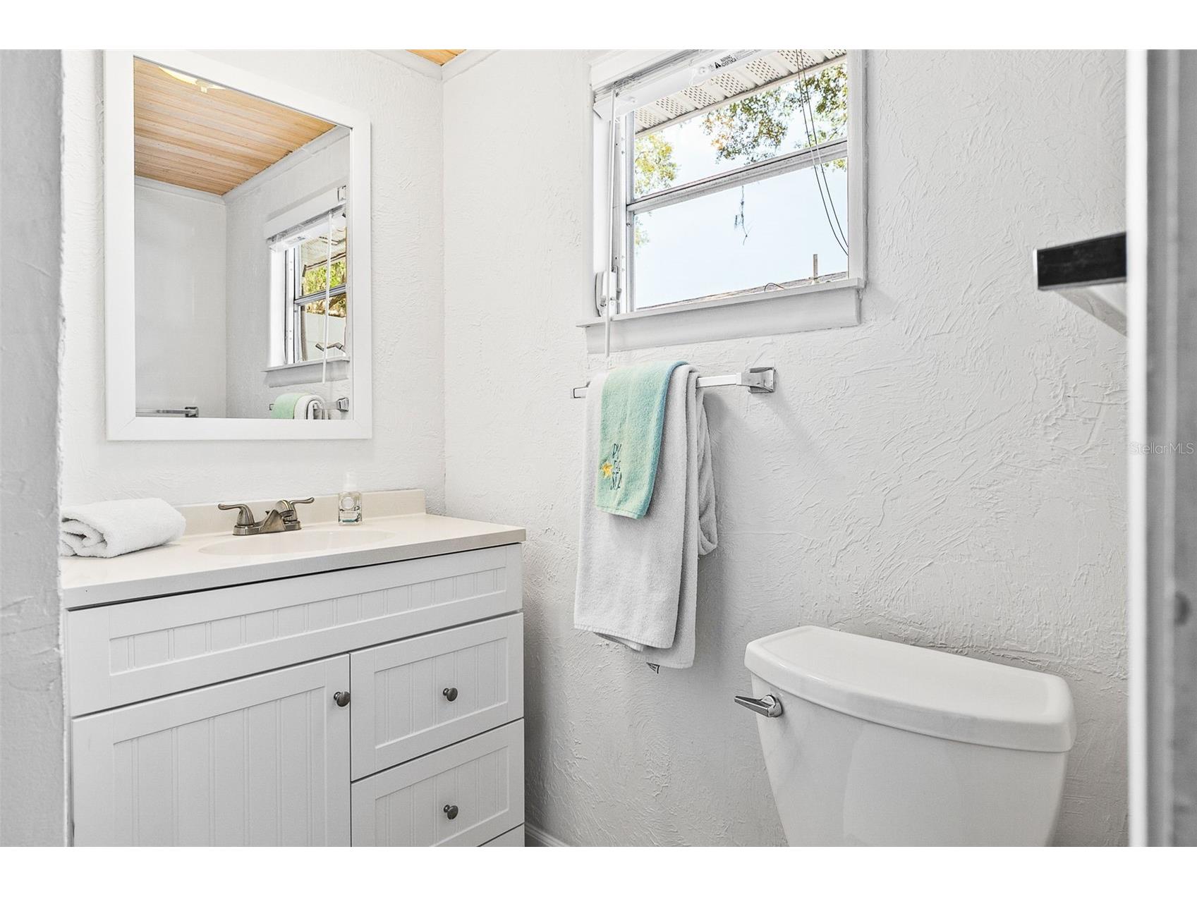 2215 Hibiscus Street Sarasota FL 34239 A4692327 image37