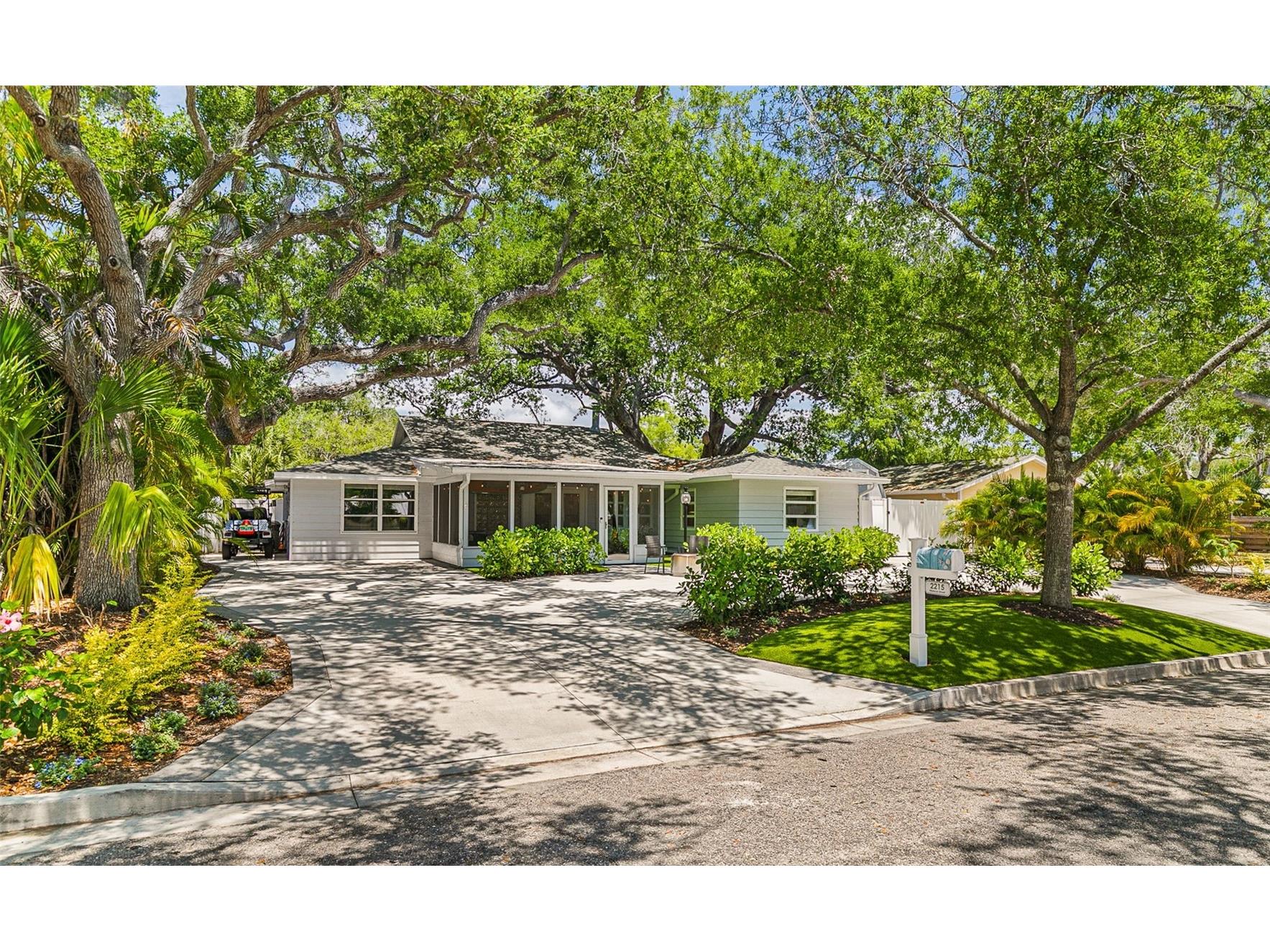 2215 Hibiscus Street Sarasota FL 34239 A4692327 image4
