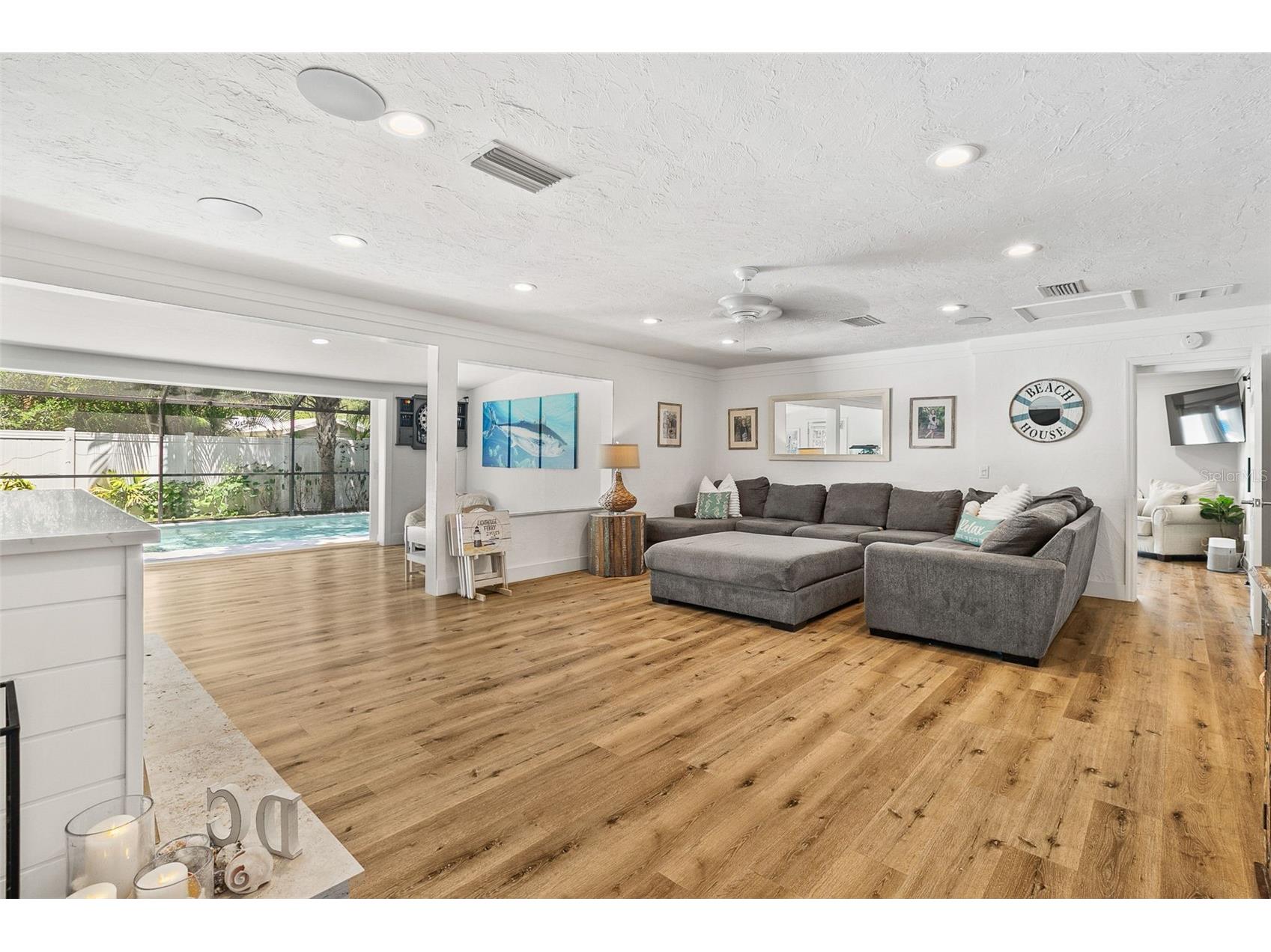 2215 Hibiscus Street Sarasota FL 34239 A4692327 image41