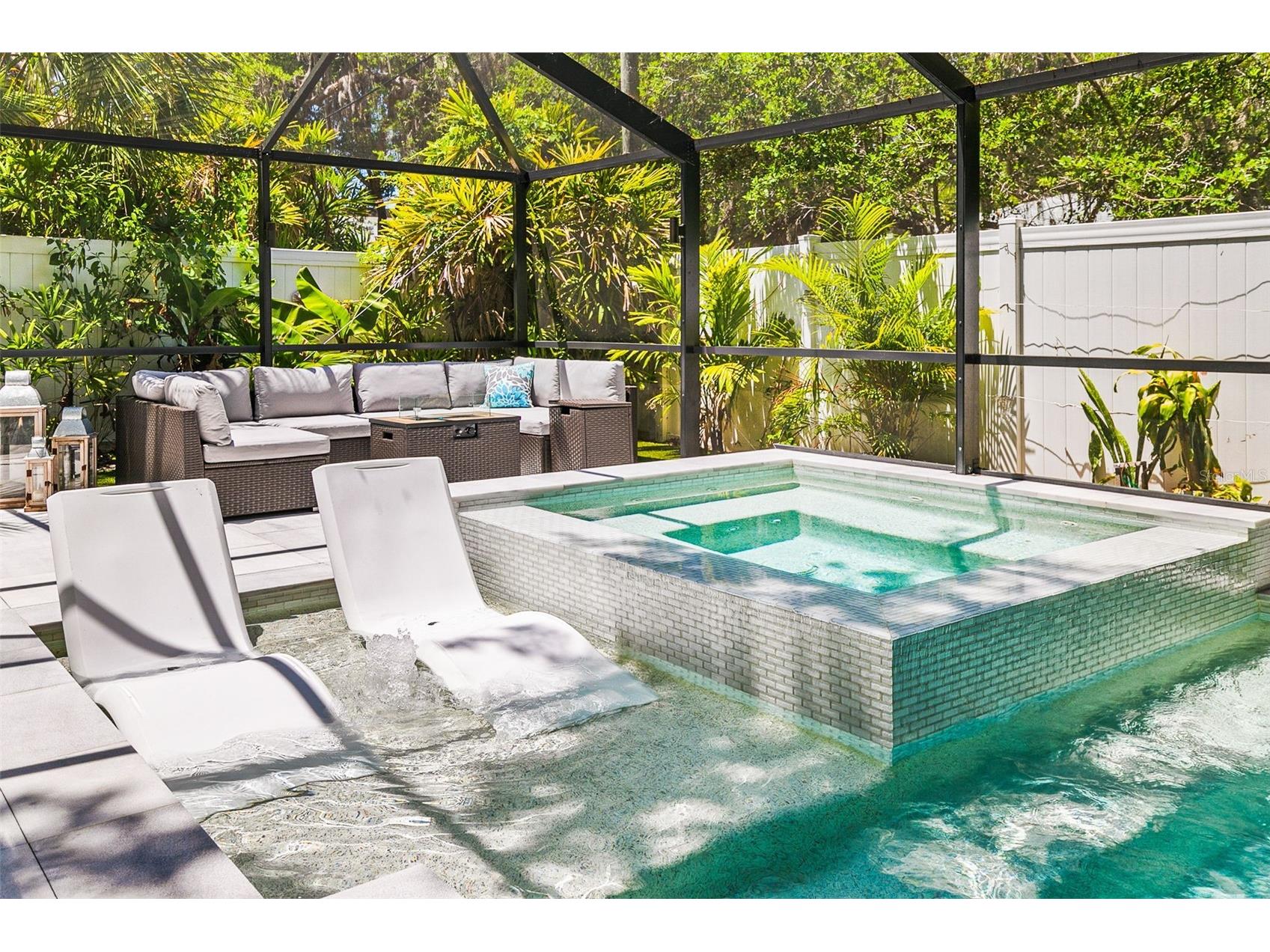 2215 Hibiscus Street Sarasota FL 34239 A4692327 image49