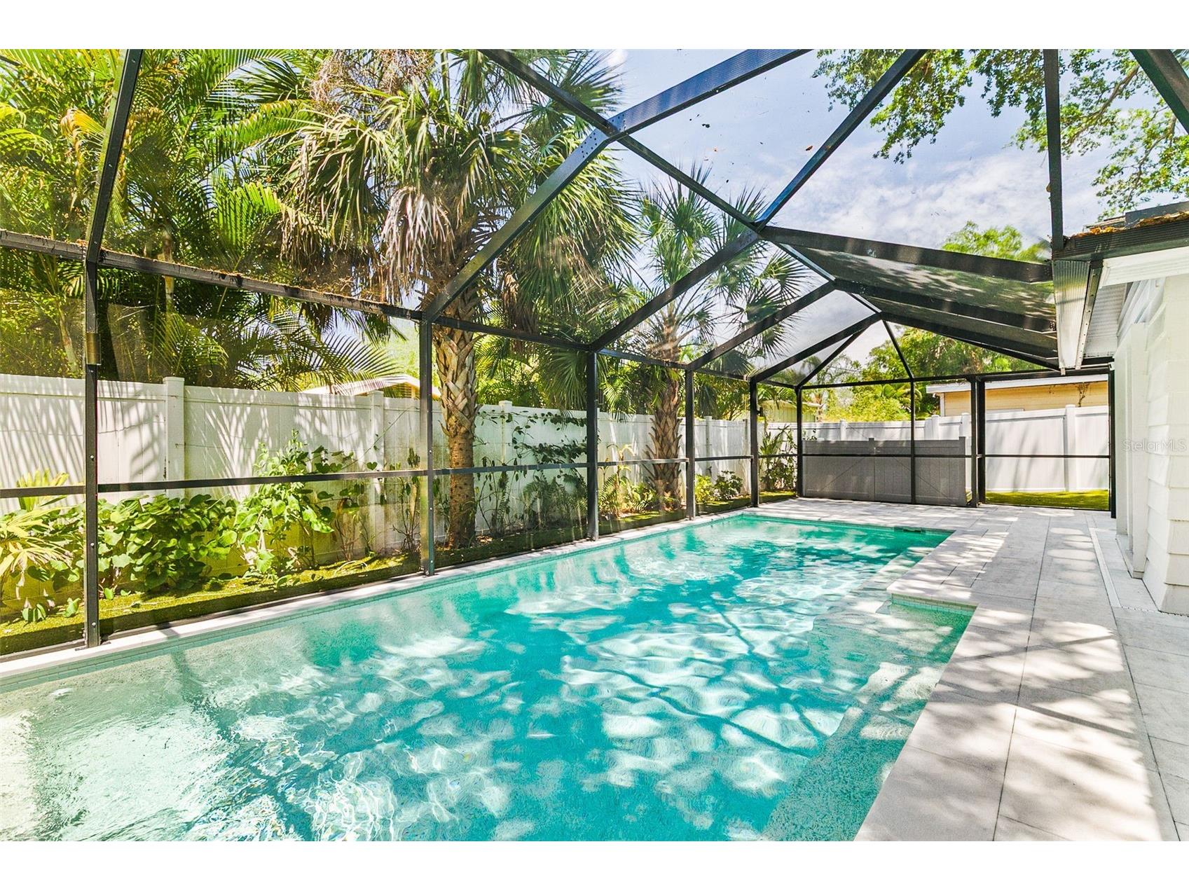 2215 Hibiscus Street Sarasota FL 34239 A4692327 image51