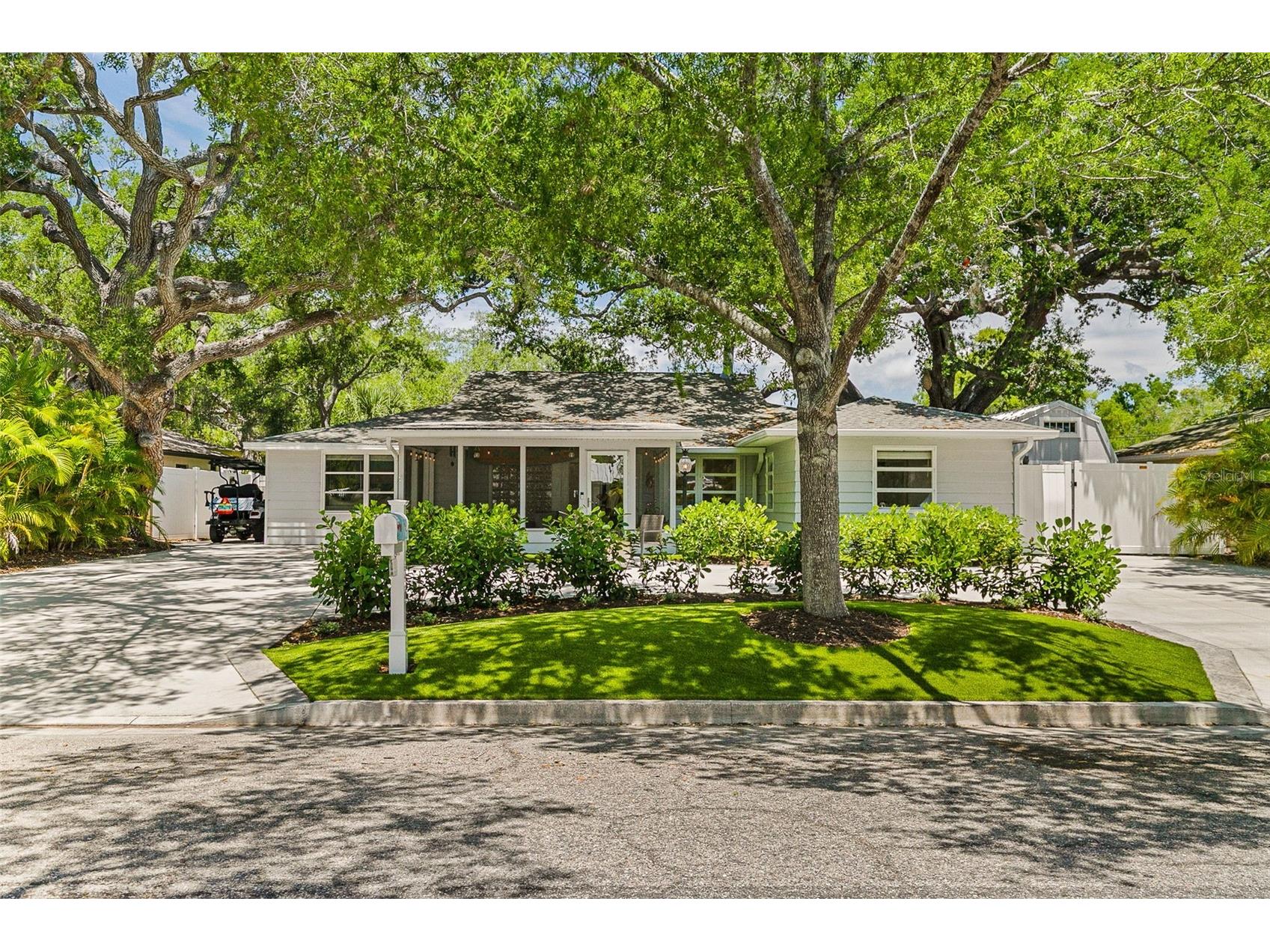 2215 Hibiscus Street Sarasota FL 34239 A4692327 image6