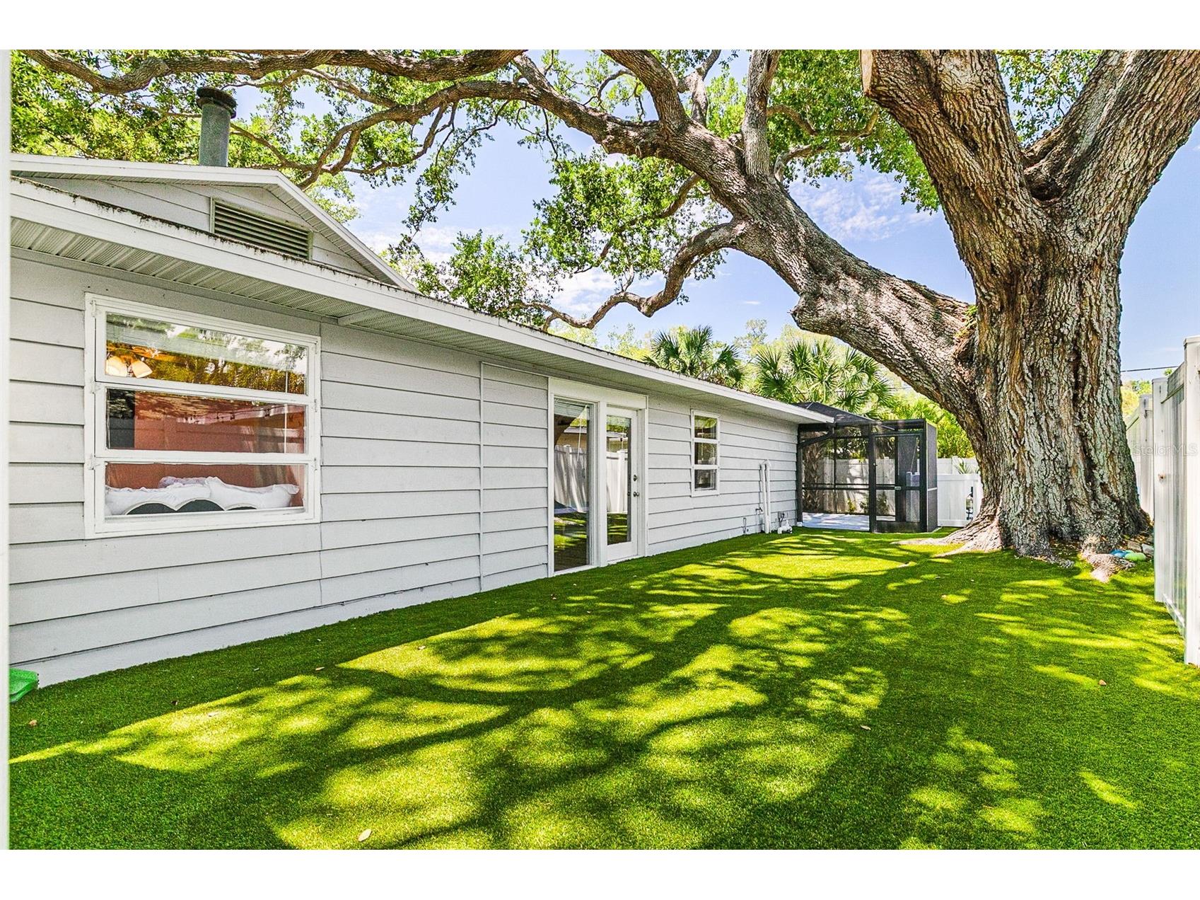 2215 Hibiscus Street Sarasota FL 34239 A4692327 image61