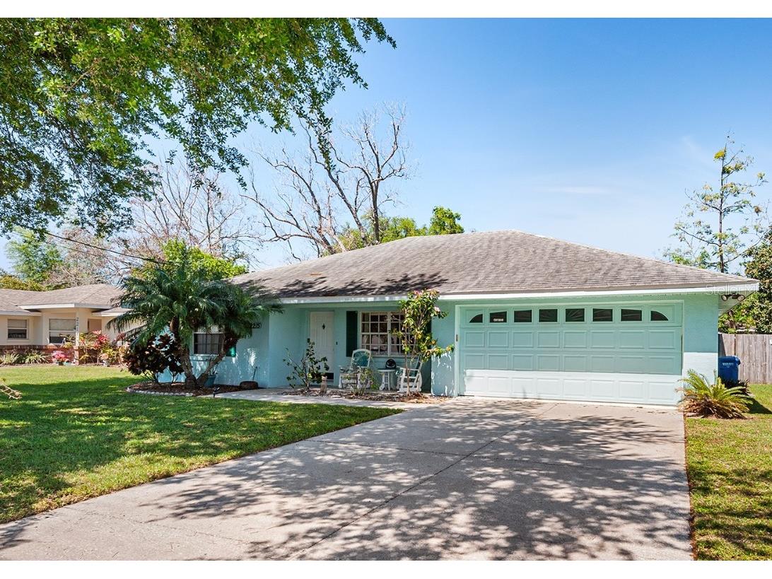 2215 Howard West Avenue Winter Haven FL 33880 P4929780 image1