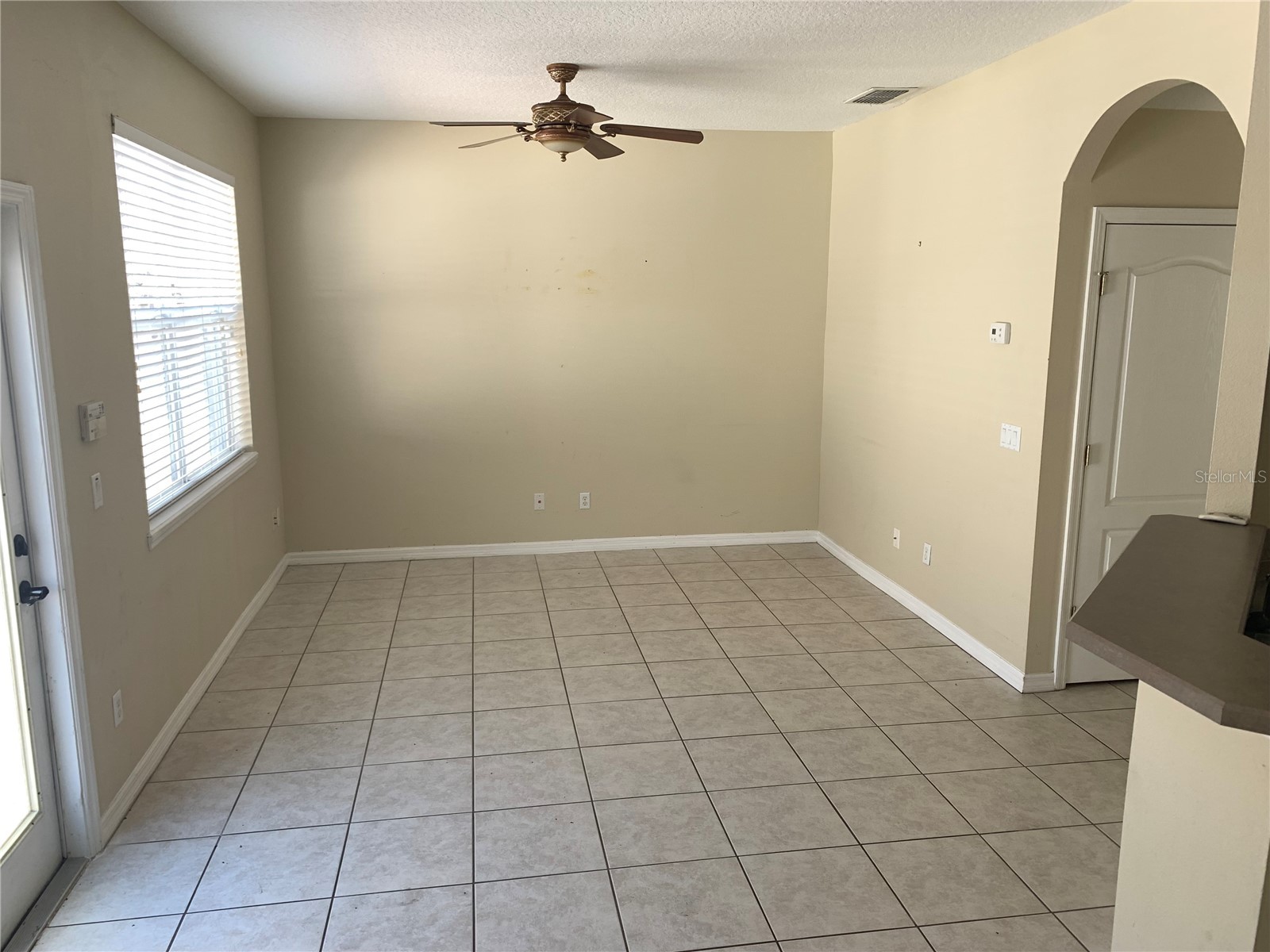 2215 J Lawson Boulevard Orlando FL 32824 S5147246 image3