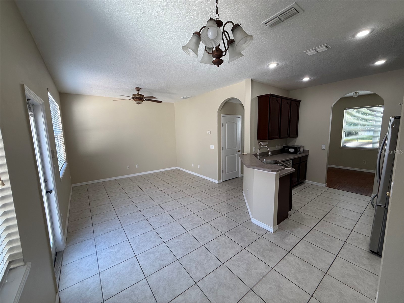 2215 J Lawson Boulevard Orlando FL 32824 S5147246 image9