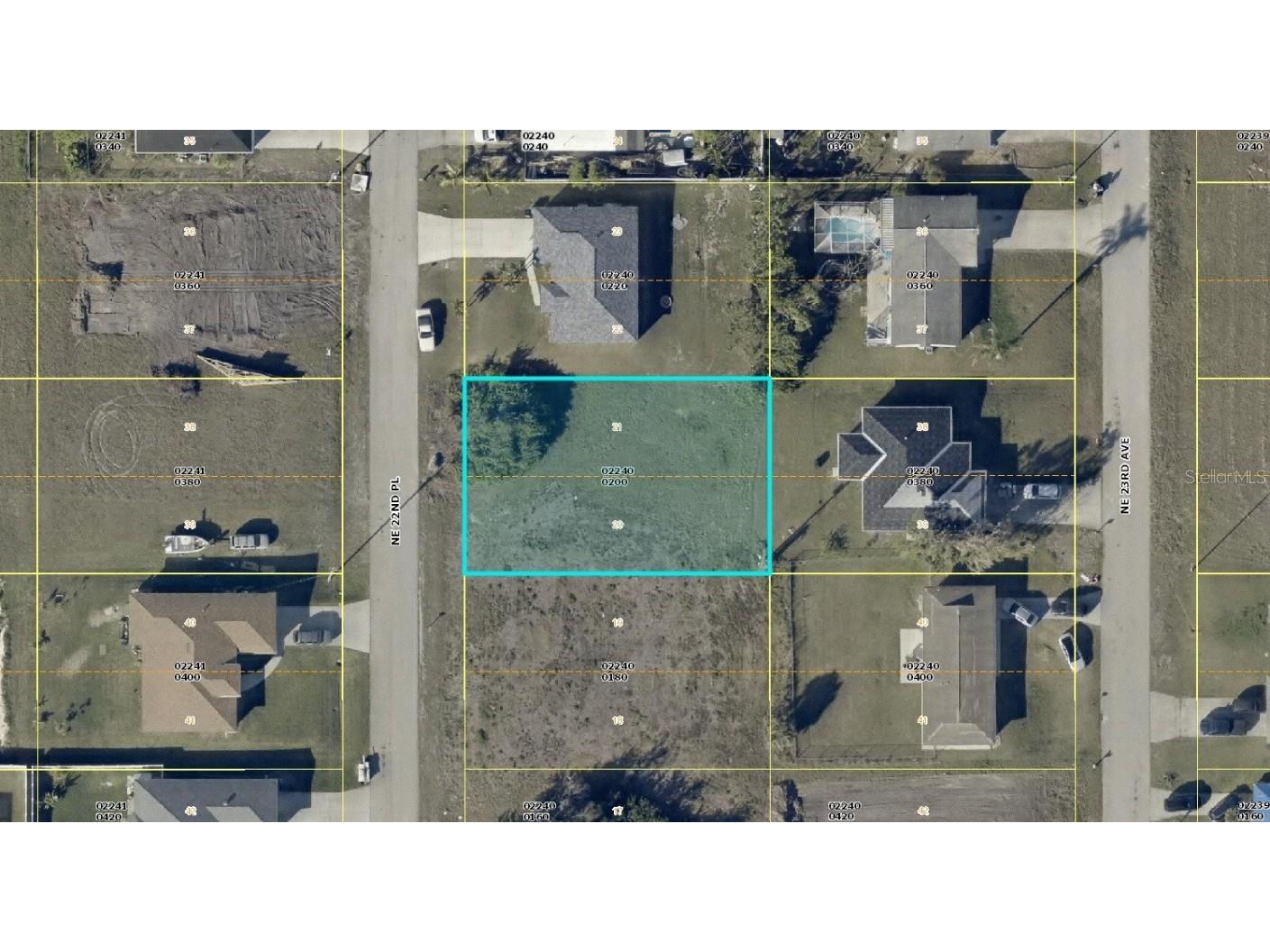 2215 NE 22nd Place Cape Coral FL 33909 A4578363 image1