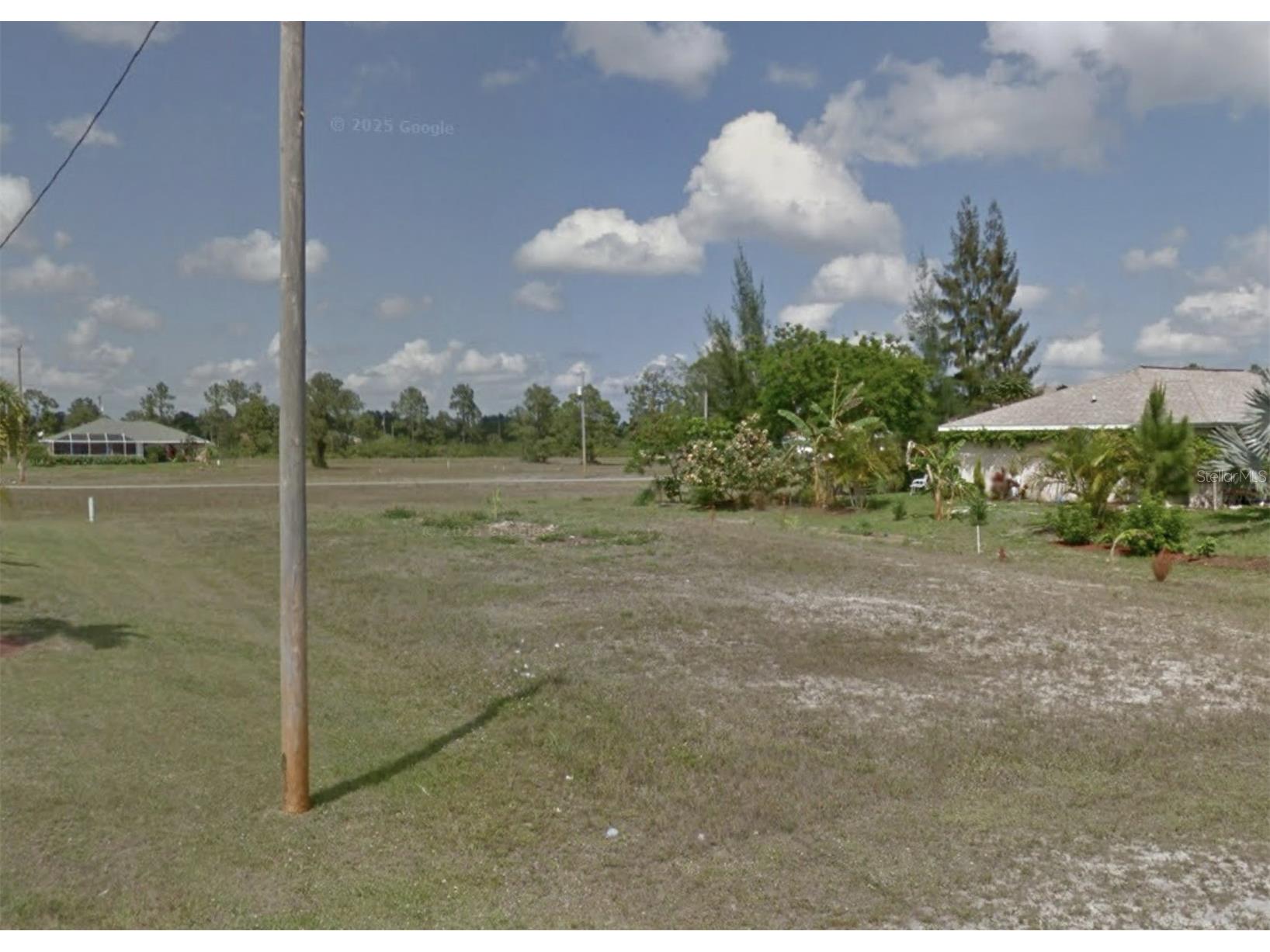 2215 Ne 34th Ln Cape Coral FL 33909 O6342440 image2