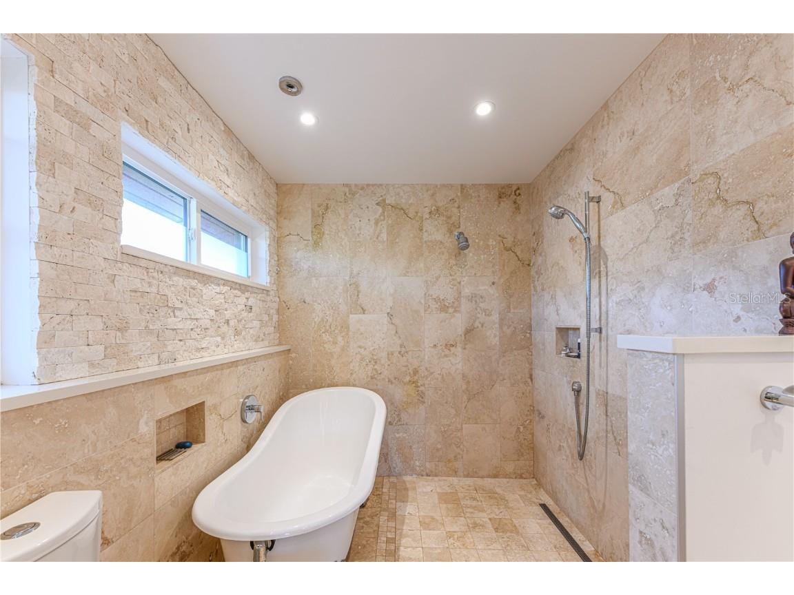 2215 River Ridge Drive Sarasota FL 34239 TB8355659 image13