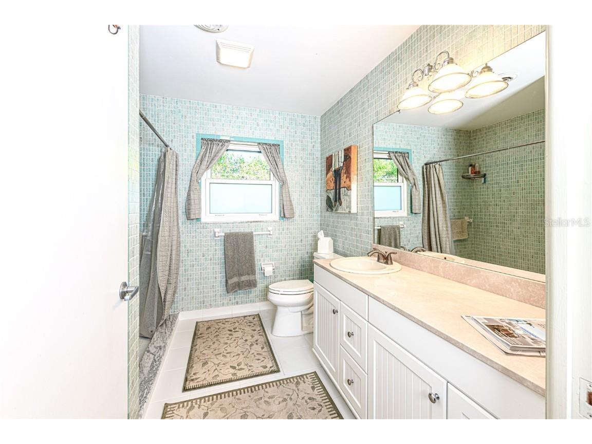 2215 River Ridge Drive Sarasota FL 34239 TB8355659 image18