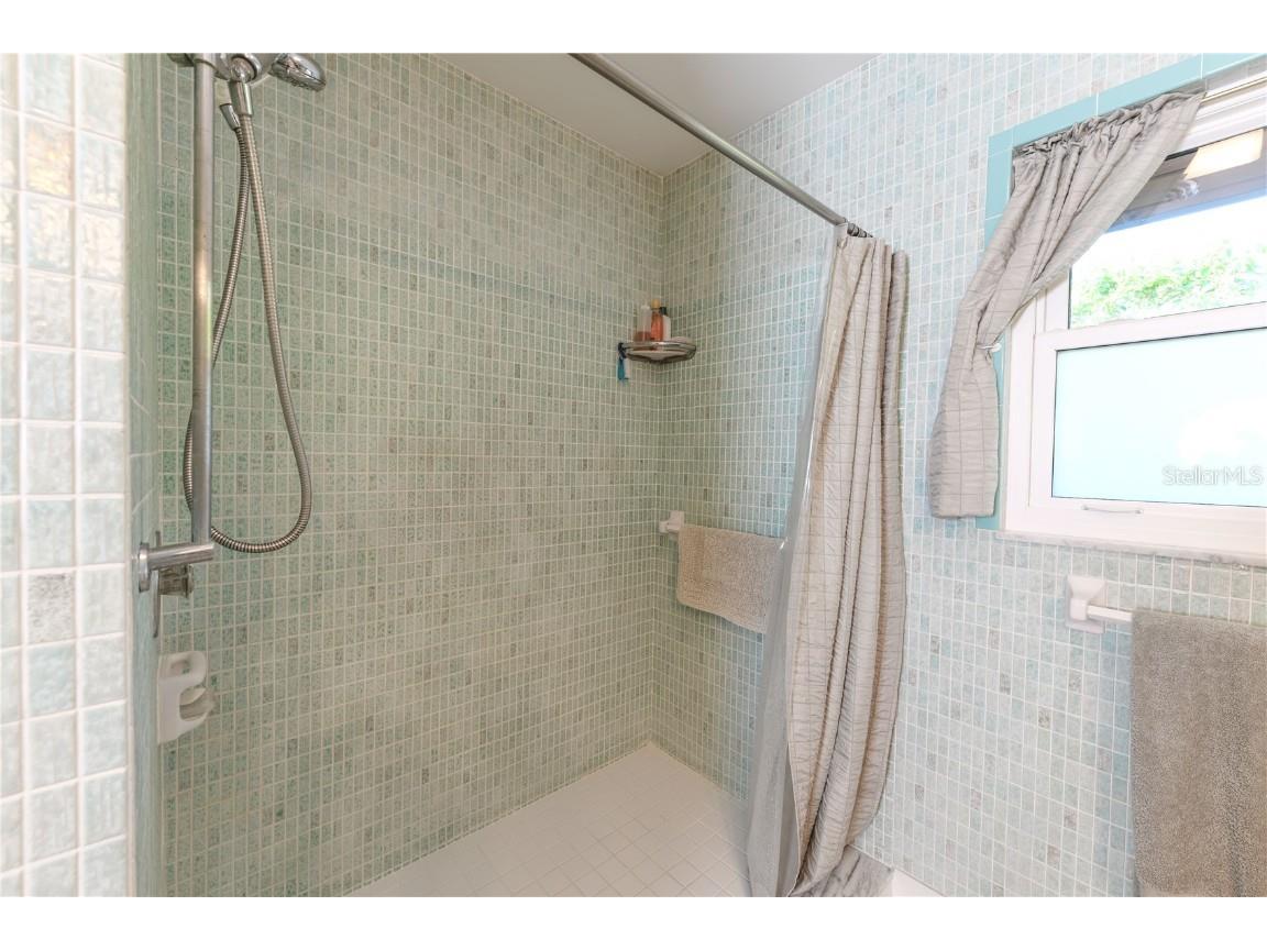 2215 River Ridge Drive Sarasota FL 34239 TB8355659 image19