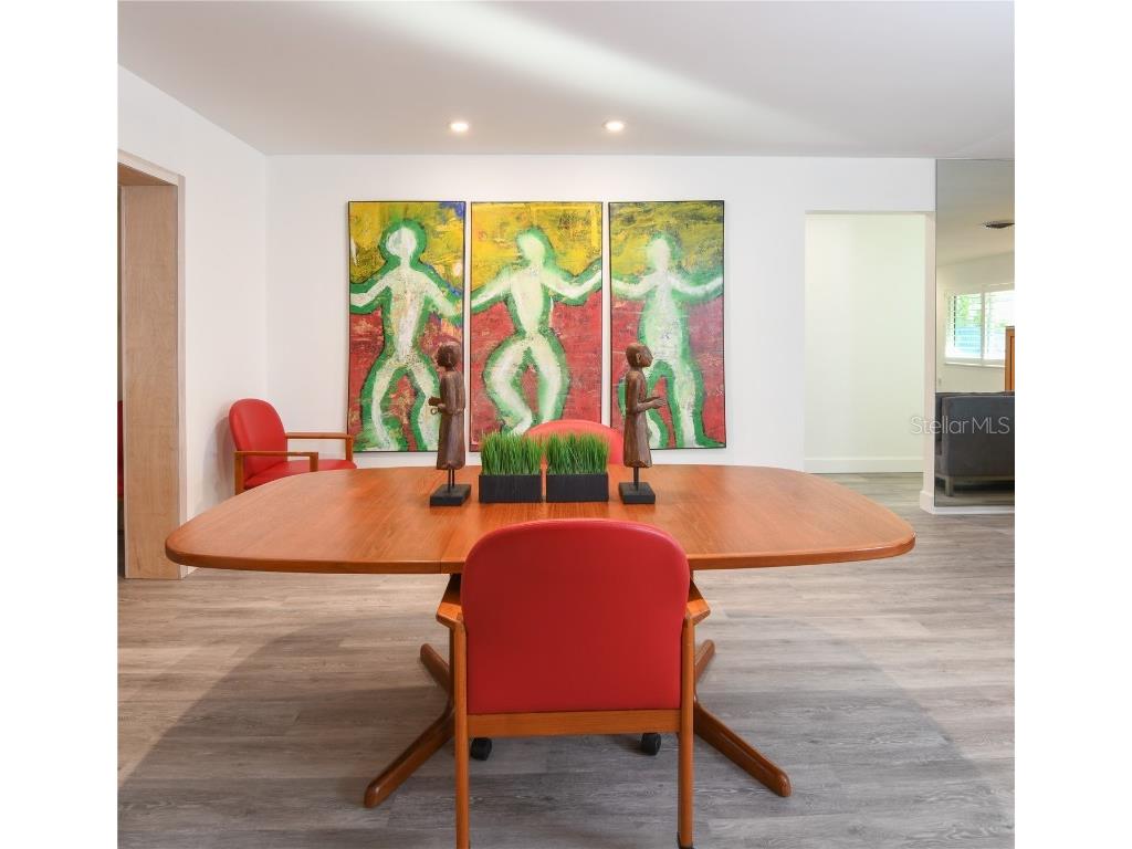 2215 River Ridge Drive Sarasota FL 34239 TB8355659 image8