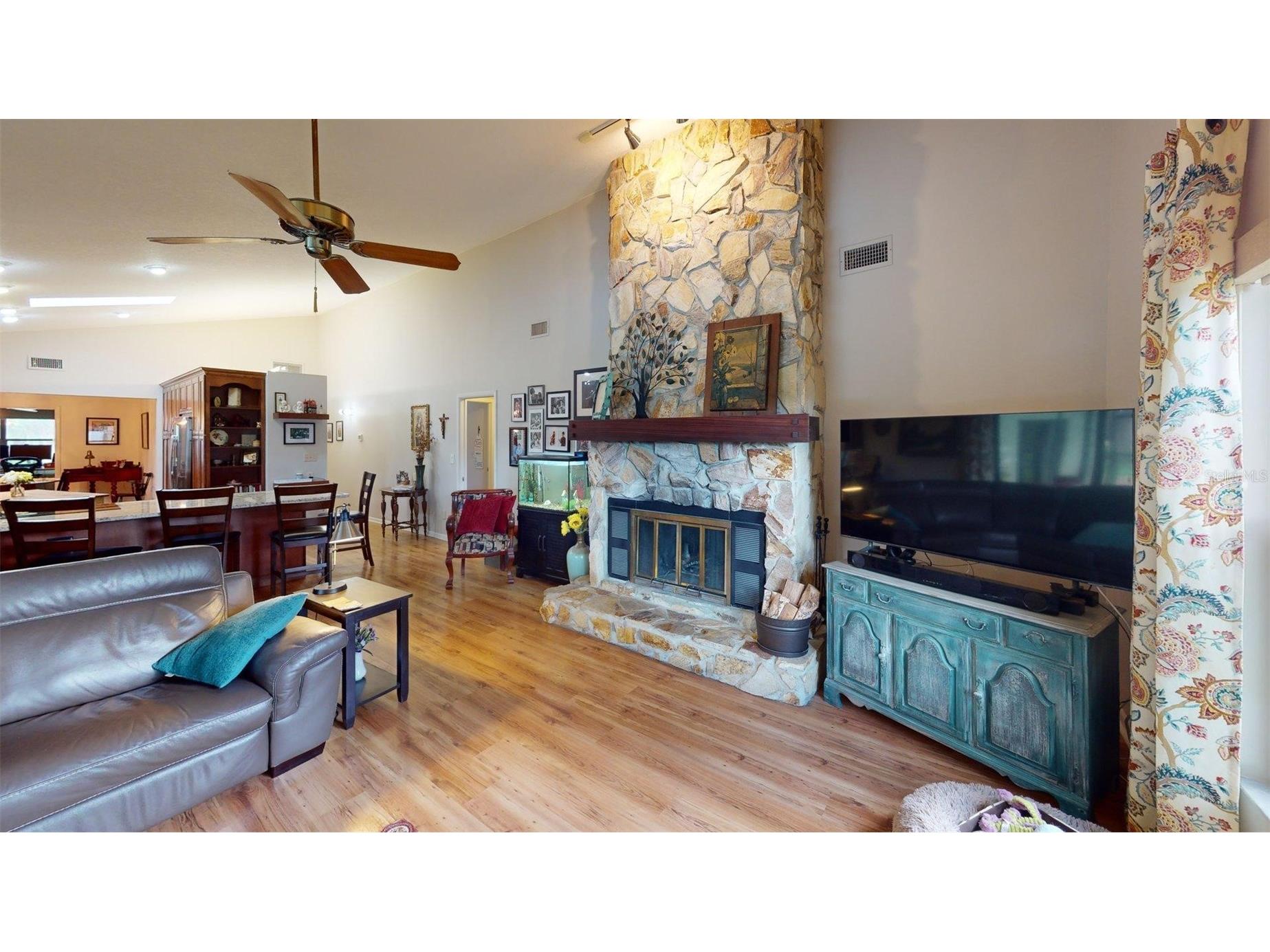 2215 Toniwood Lane Palm Harbor FL 34685 TB8463385 image22