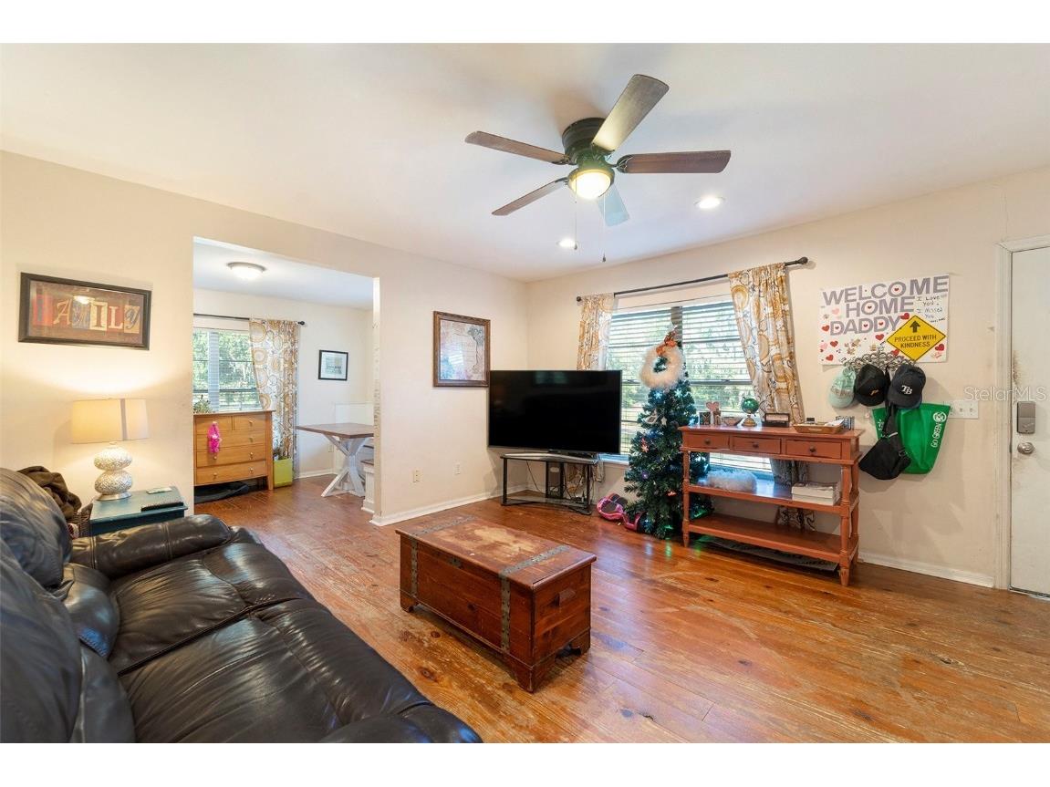 2215 Wallace Road Lutz FL 33549 TB8450439 image6