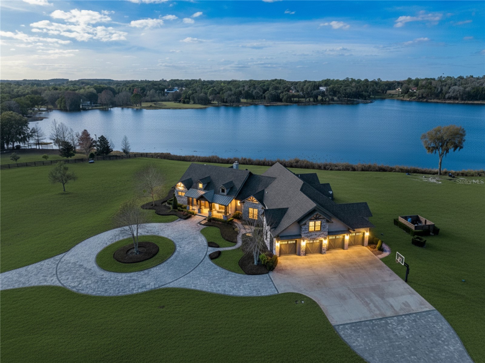 22151 Lake Seneca Road Eustis FL 32736 - LAKE SENECA O6383050 image1