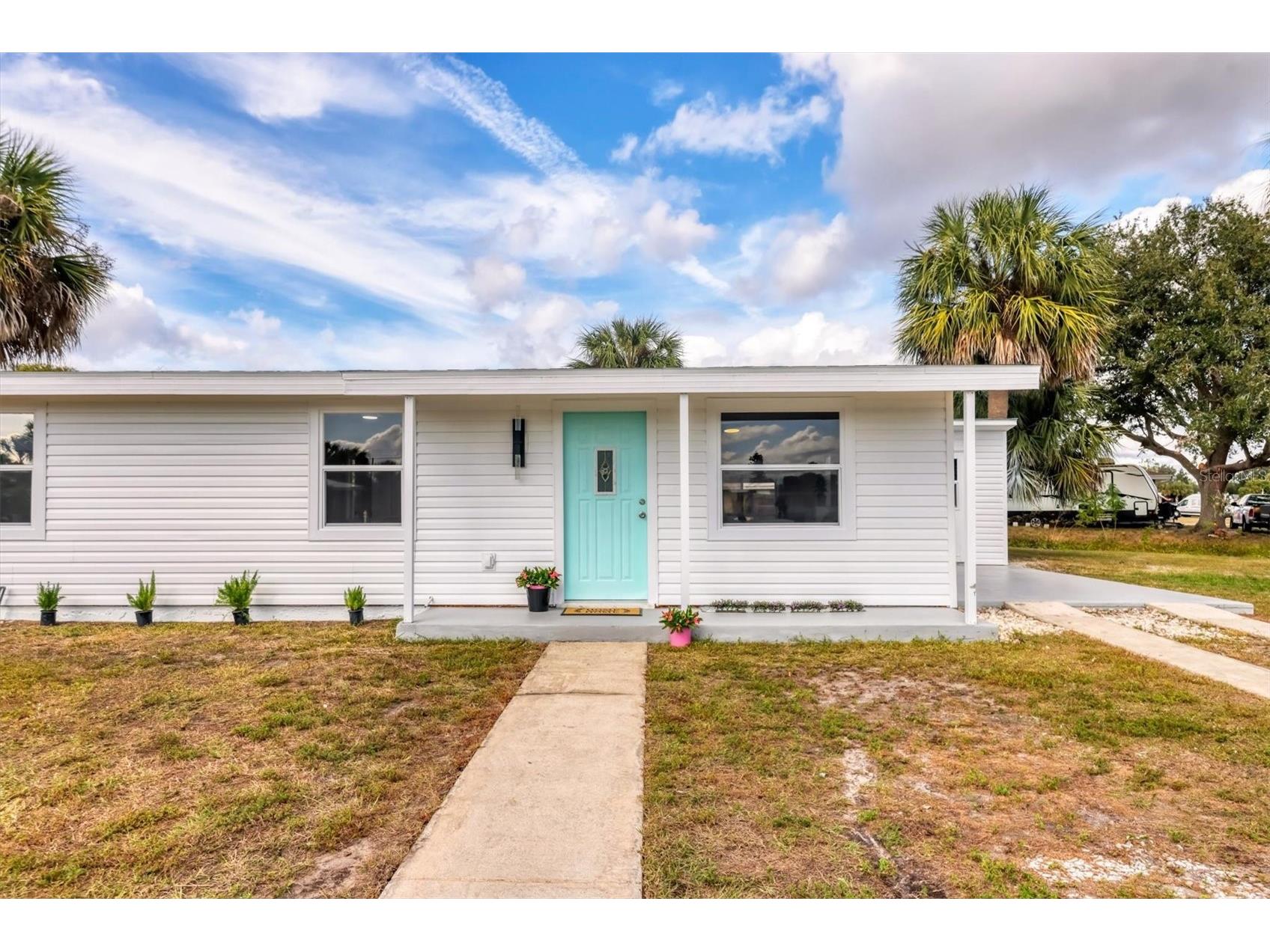 22152 Laramore Avenue Port Charlotte FL 33952 P4937362 image1