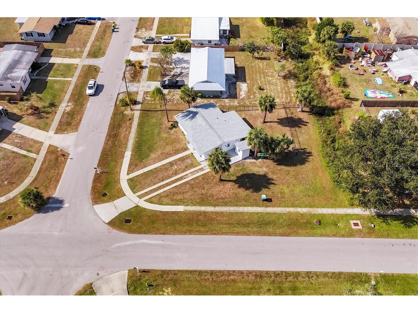 22152 Laramore Avenue Port Charlotte FL 33952 P4937362 image2